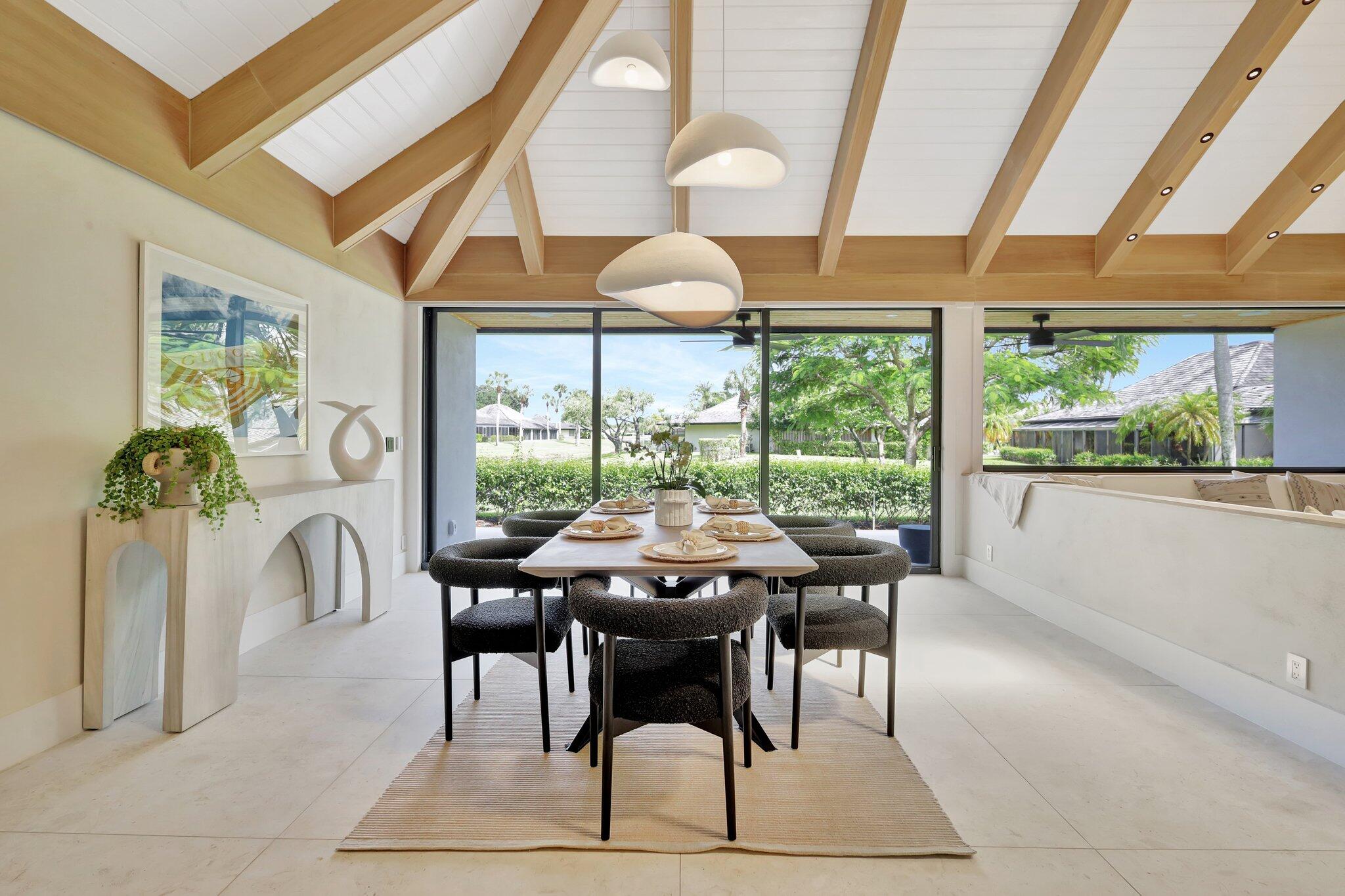 PEBBLEWOOD PH 4 OF PALM BEACH POLO AND COUNTRY CLU - Residential