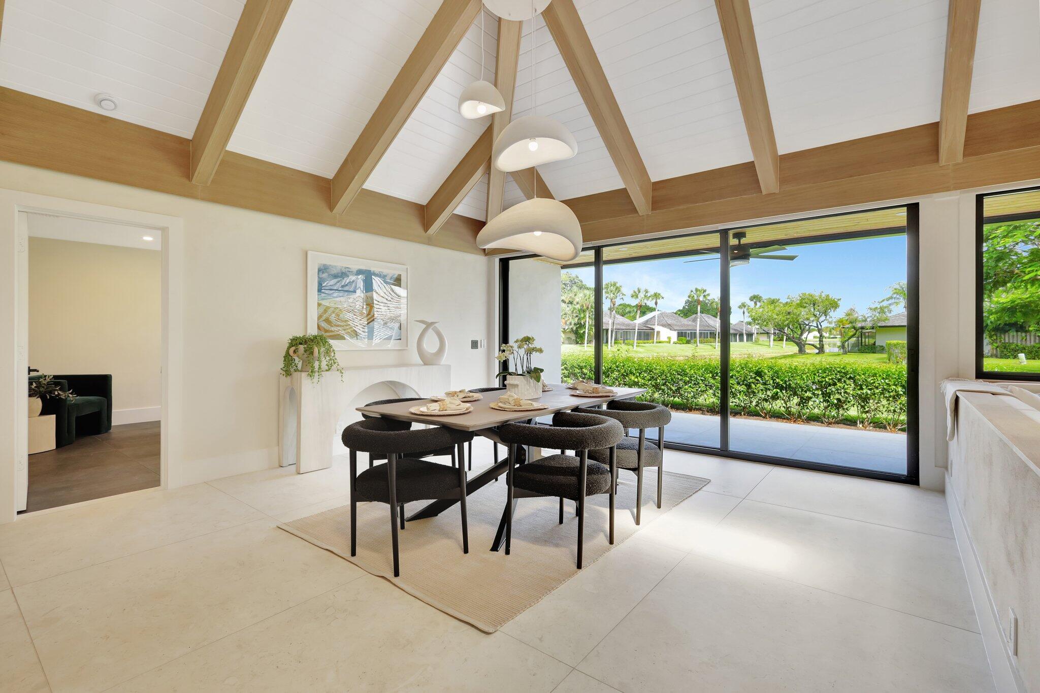 PEBBLEWOOD PH 4 OF PALM BEACH POLO AND COUNTRY CLU - Residential