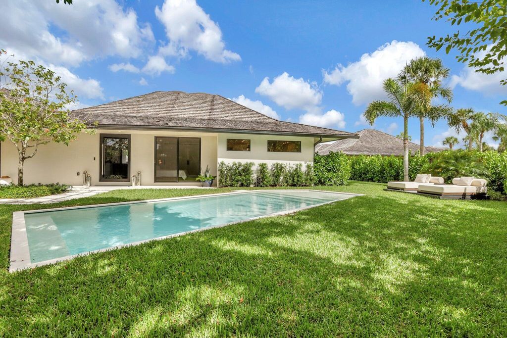 Photo of 11880 Pebblewood Drive, Wellington, FL 33414 (MLS # R11167863)