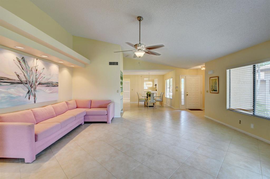 GLENEAGLES CONDO V - Residential