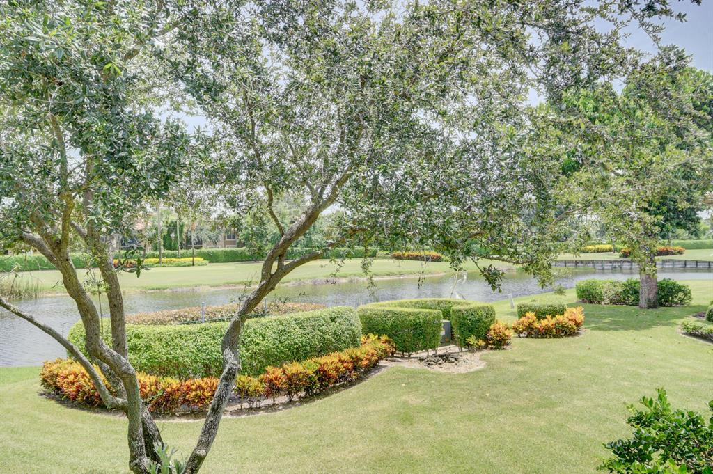 GLENEAGLES CONDO V - Residential