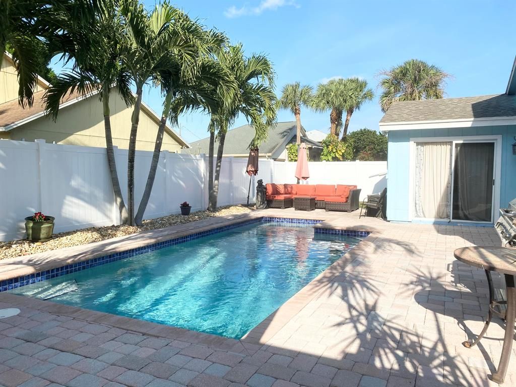 Photo of 6321 Pompano Street, Jupiter, FL 33458 (MLS # R10707719)