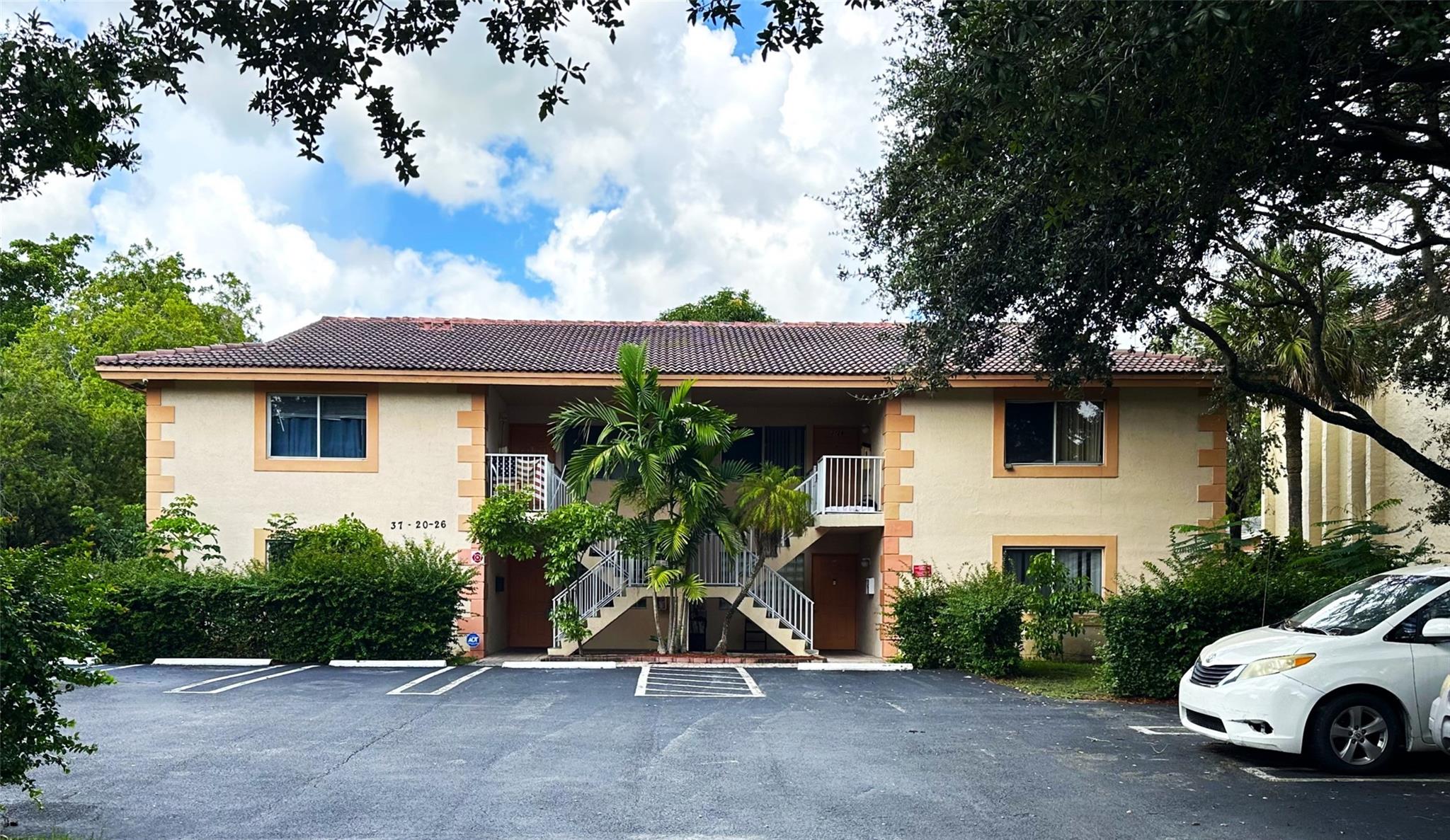 Castlewood 71-37 B - Residential Lease