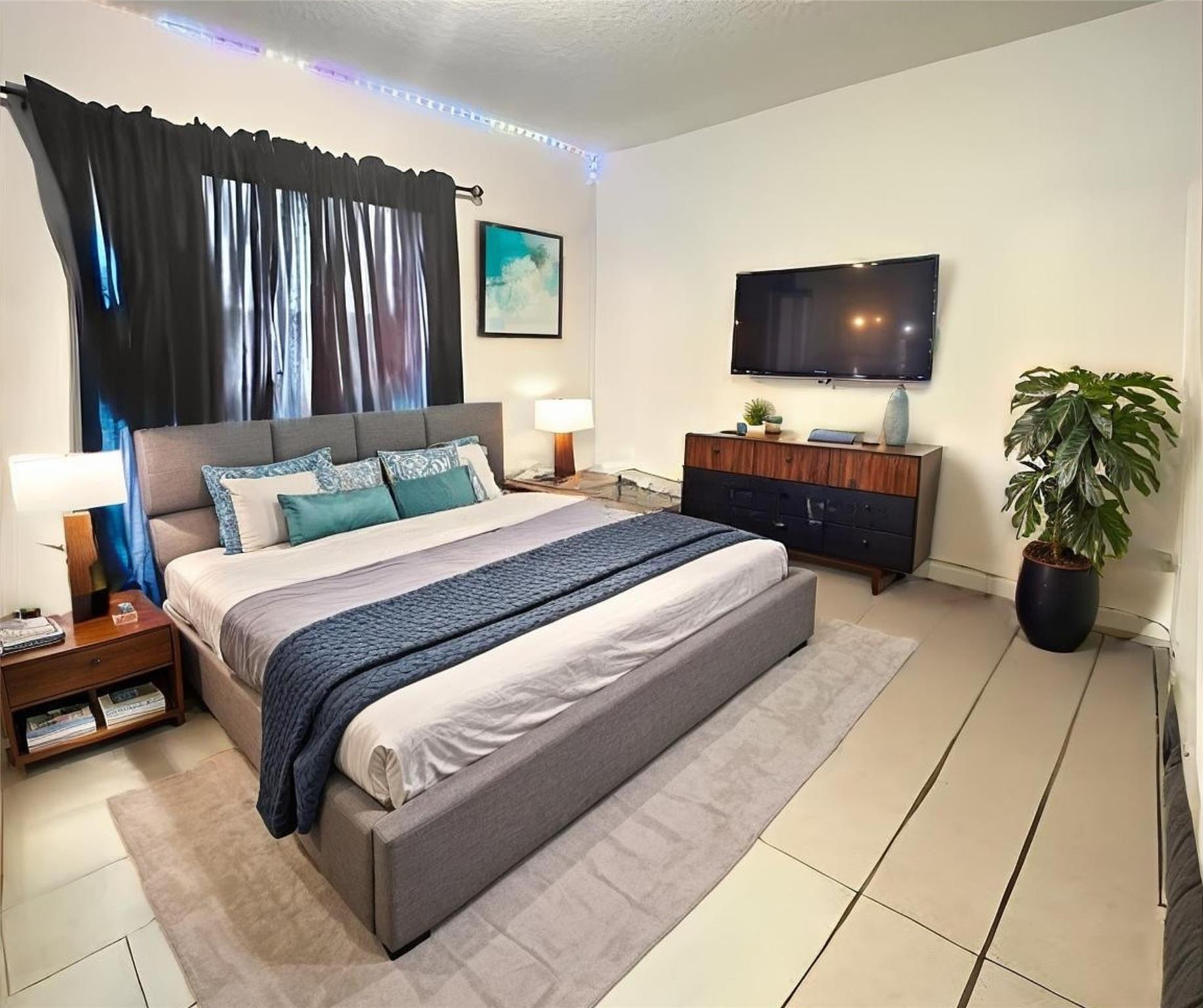 Castlewood 71-37 B - Residential Lease