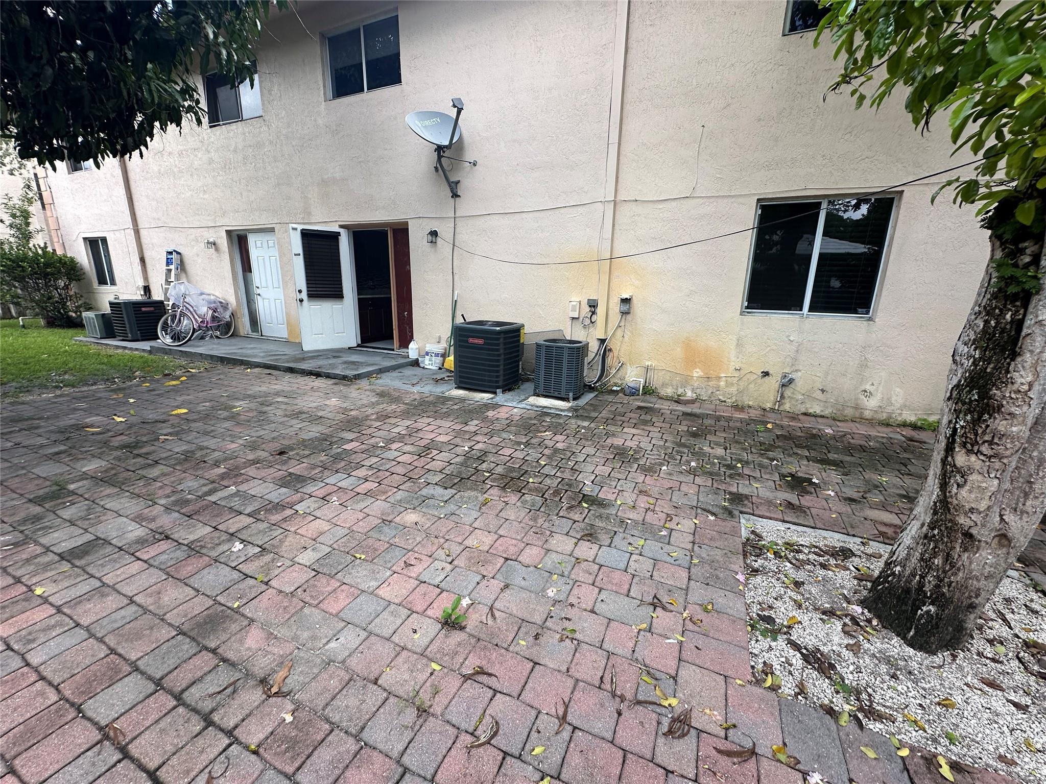 Castlewood 71-37 B - Residential Lease