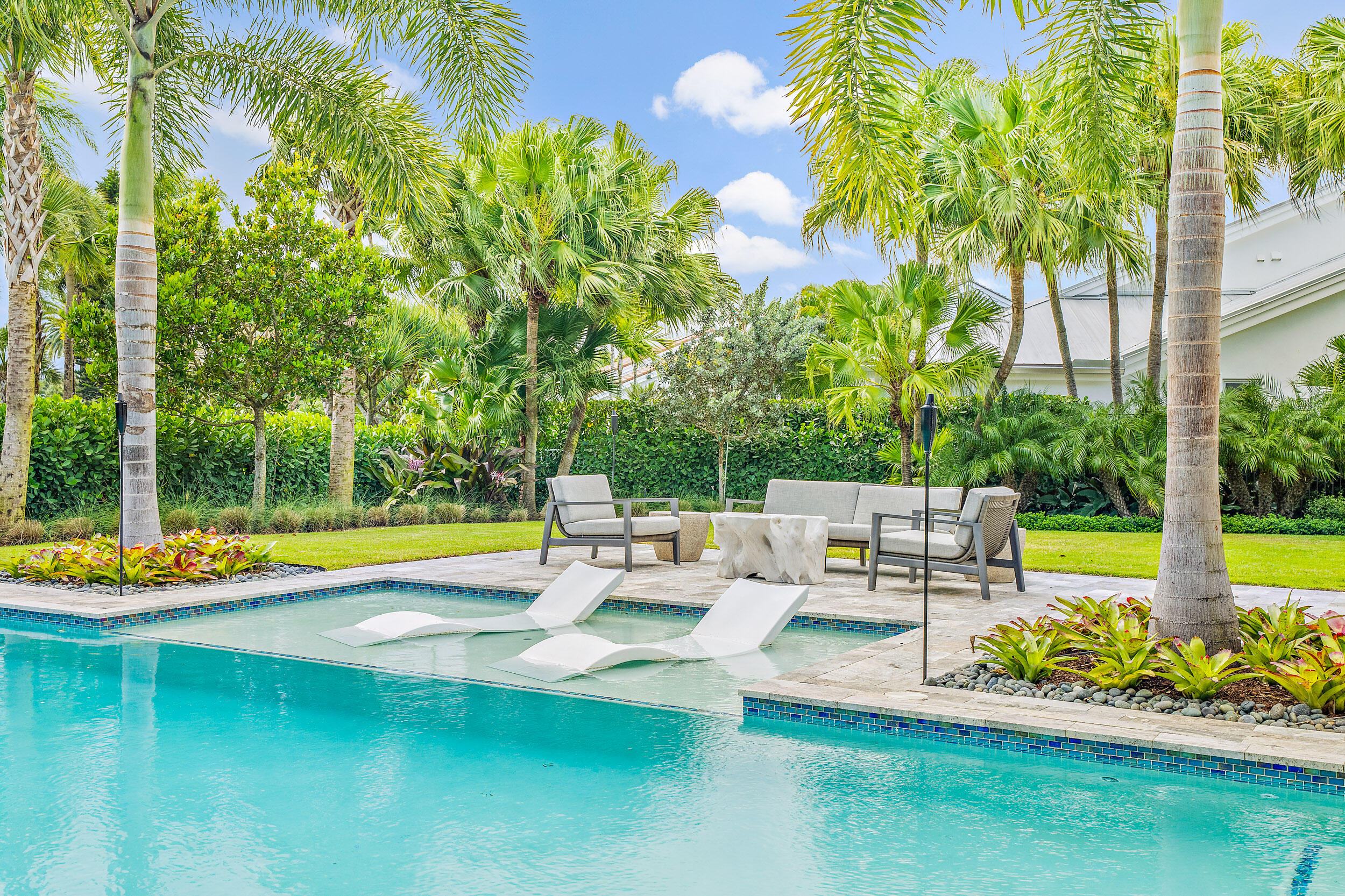 Admirals Cove - Residential