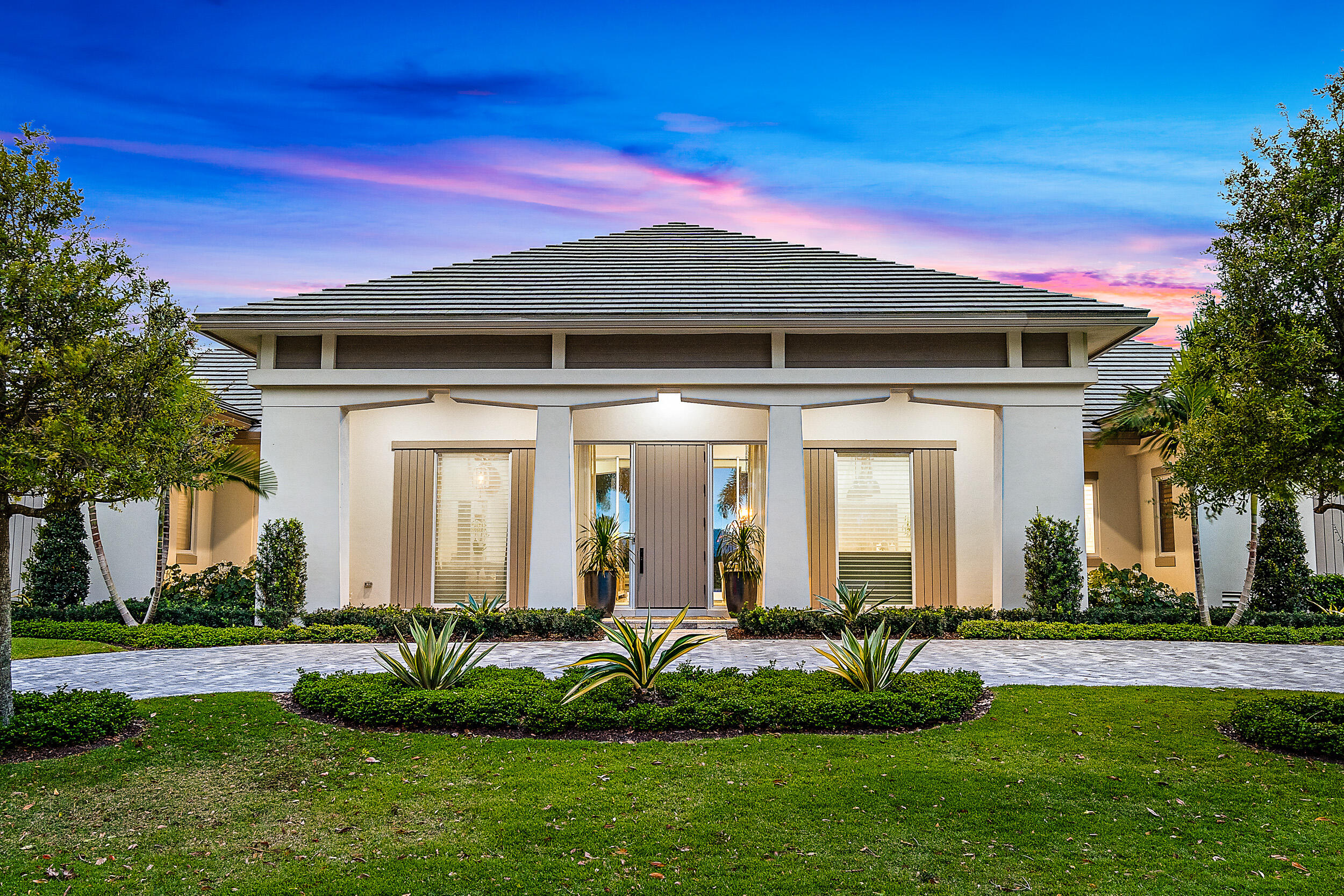 Admirals Cove - Residential