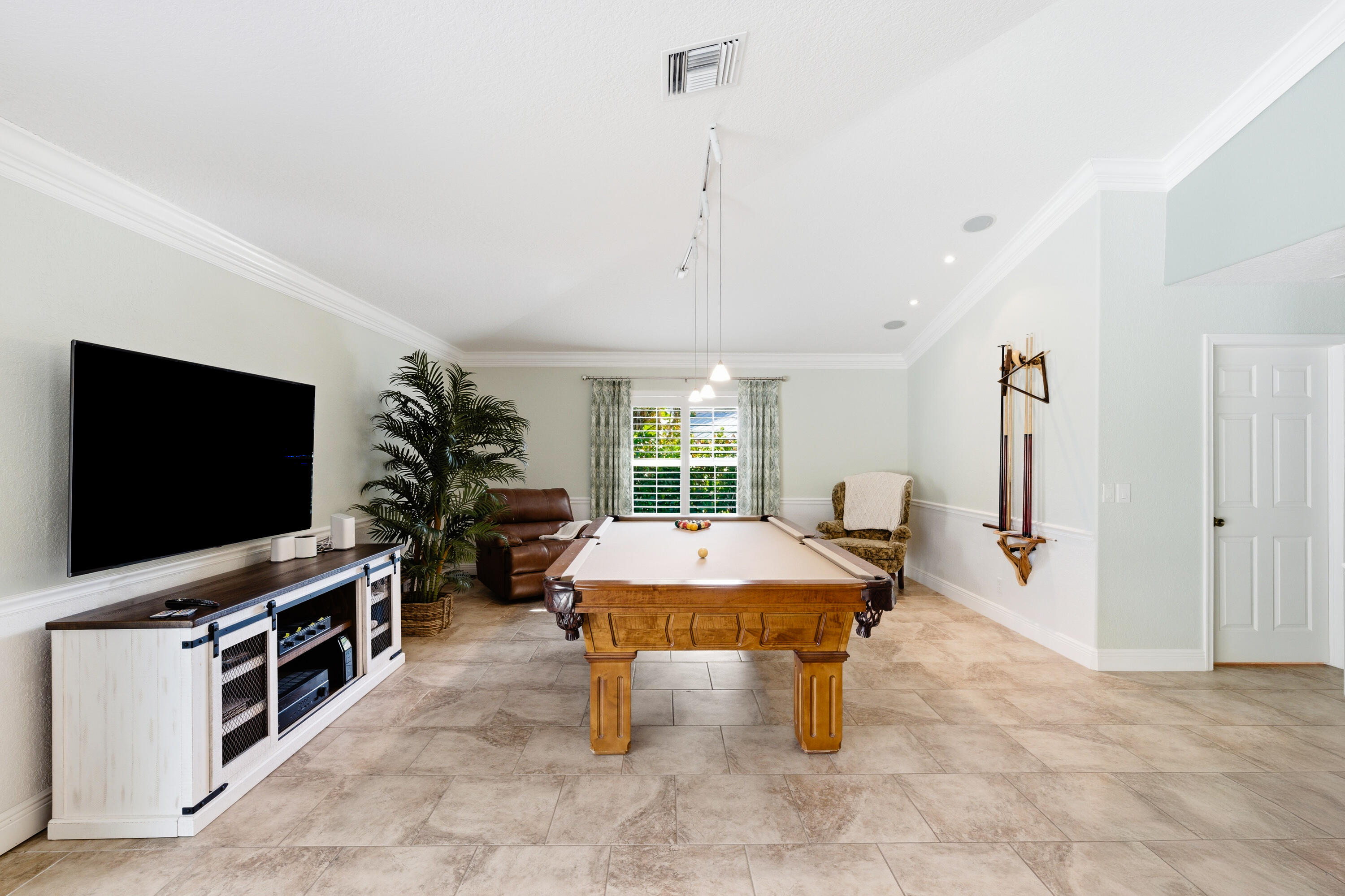 SECOND REPLAT OF PINE ESTATES - Residential