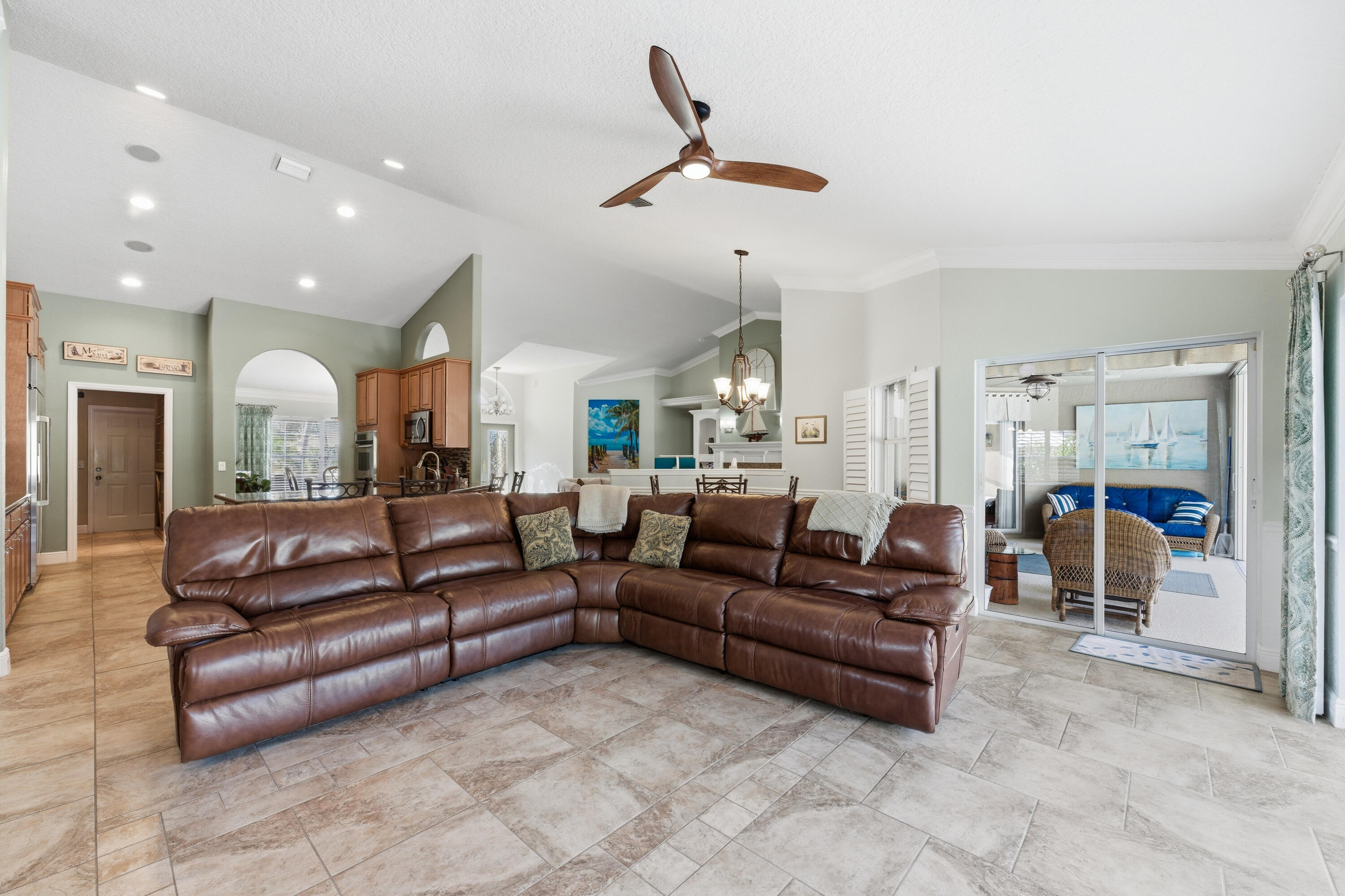 SECOND REPLAT OF PINE ESTATES - Residential