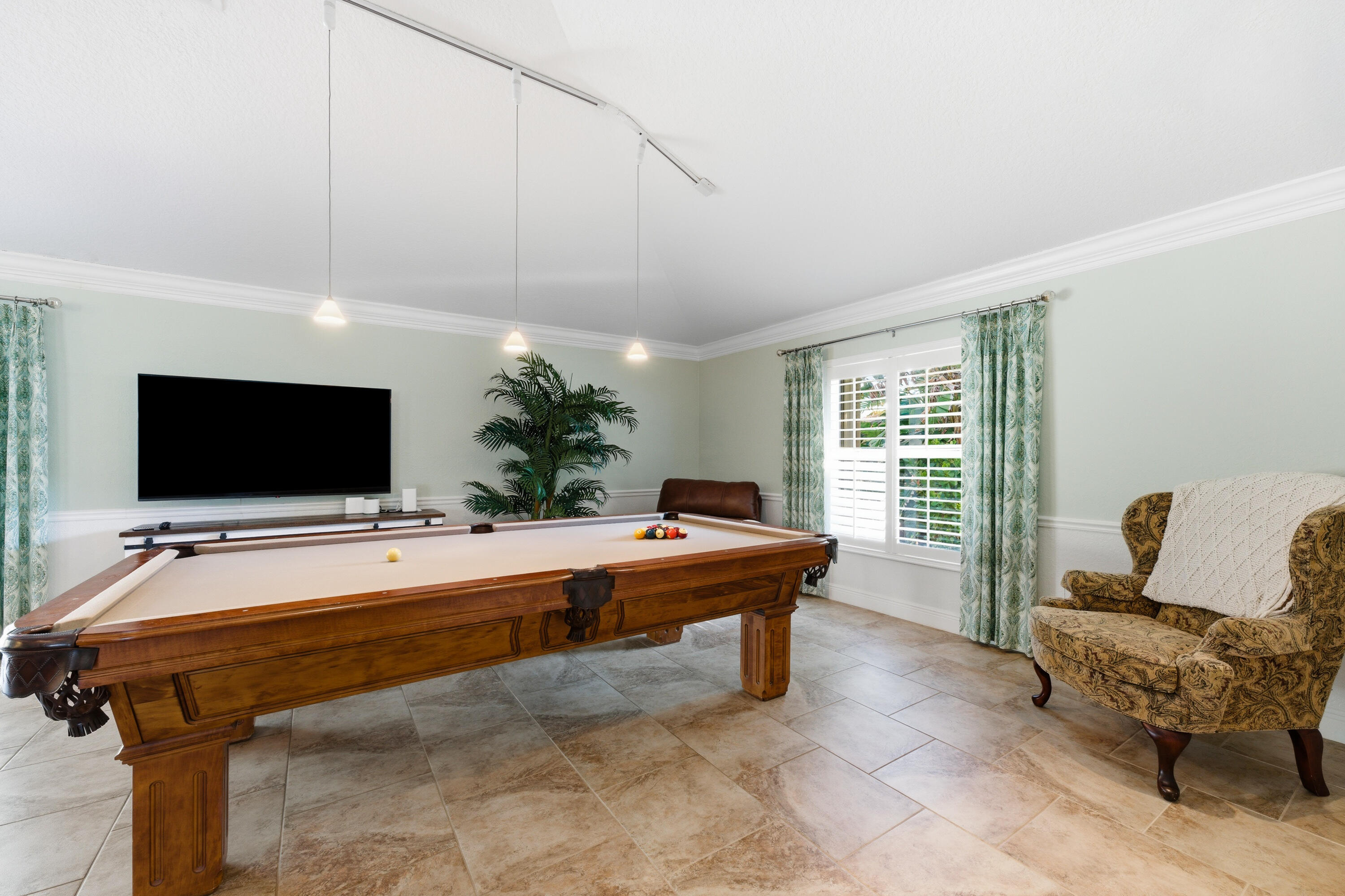 SECOND REPLAT OF PINE ESTATES - Residential