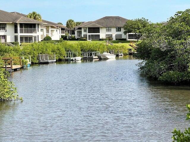 View Stuart, FL 34994 townhome