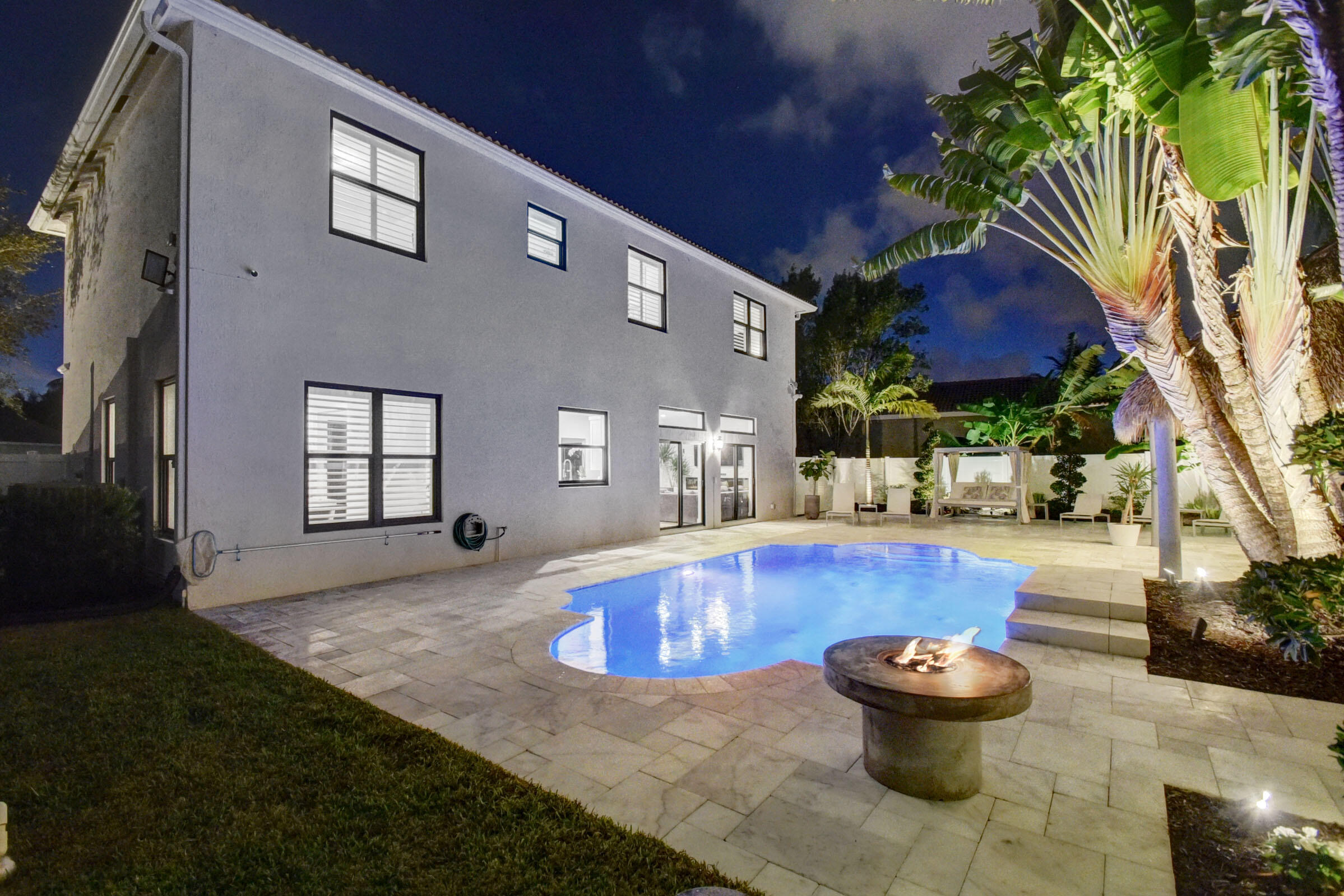 WINSTON TRAILS - Residential Lease