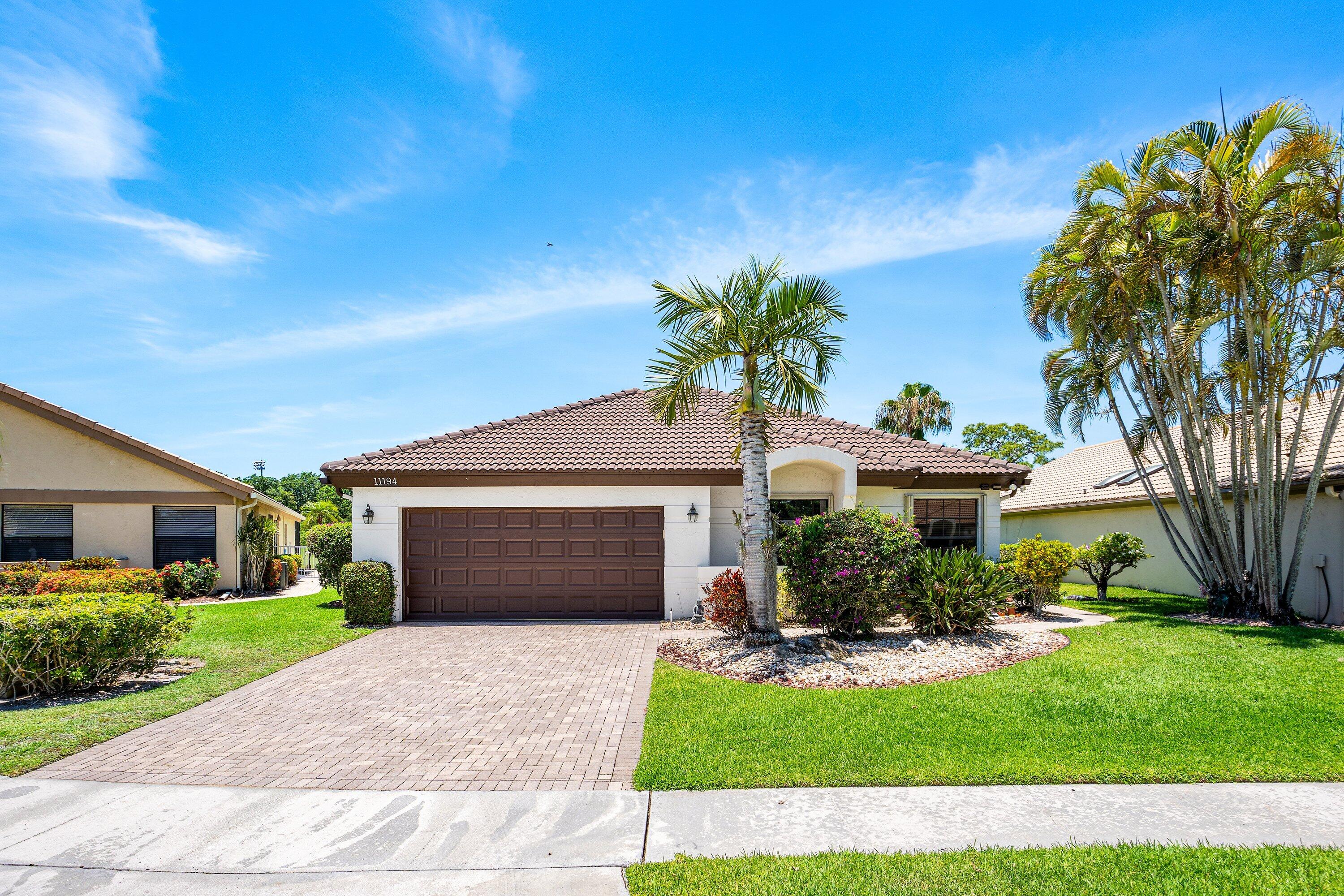 11194 Highland Circle