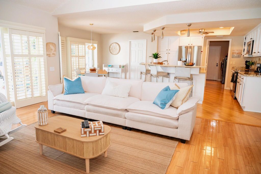 Photo of 195 Helios Drive, Jupiter, FL 33477 (MLS # R11127665)