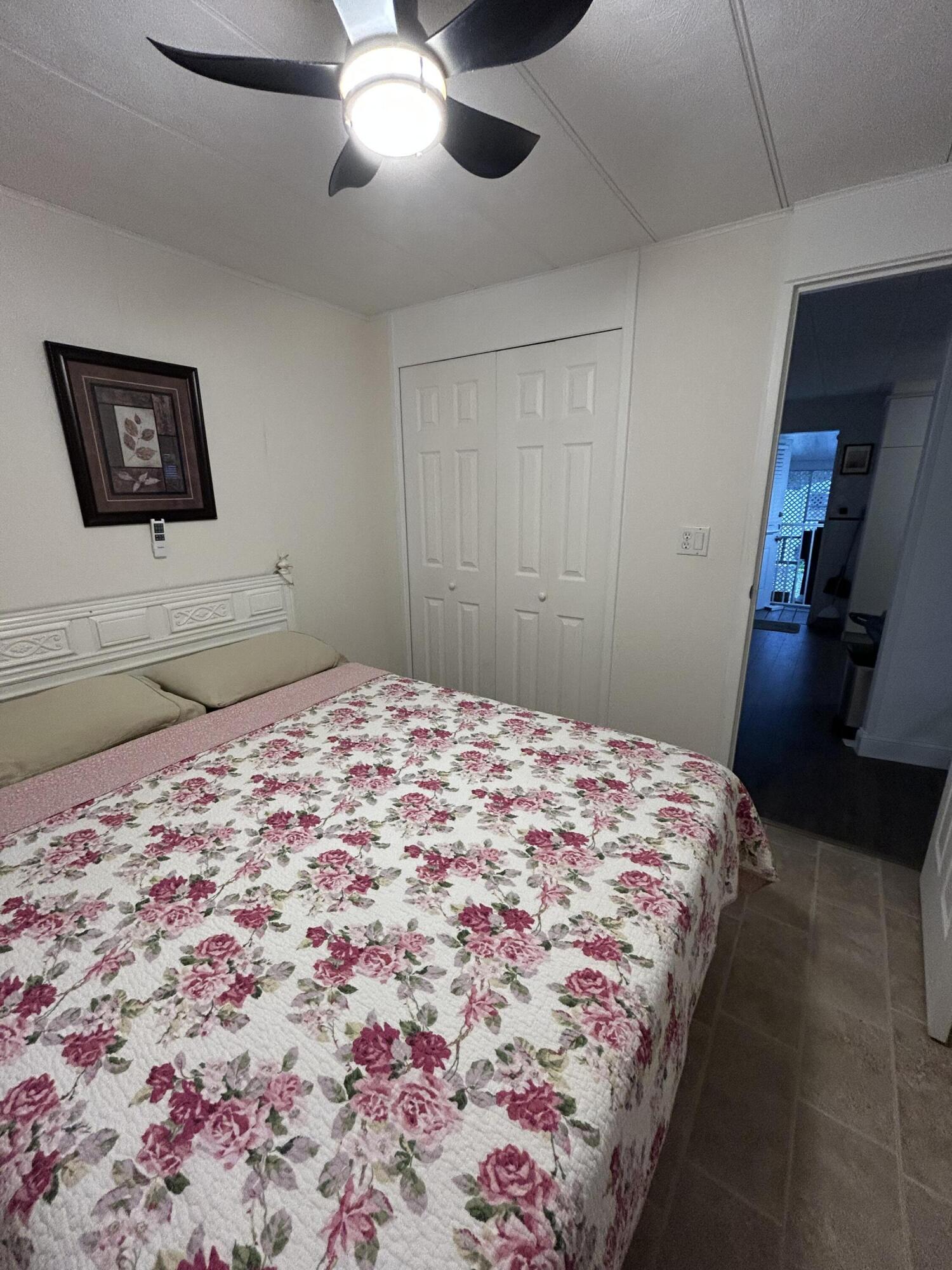 COLONIAL ESTATES INC MOBI - Residential Lease