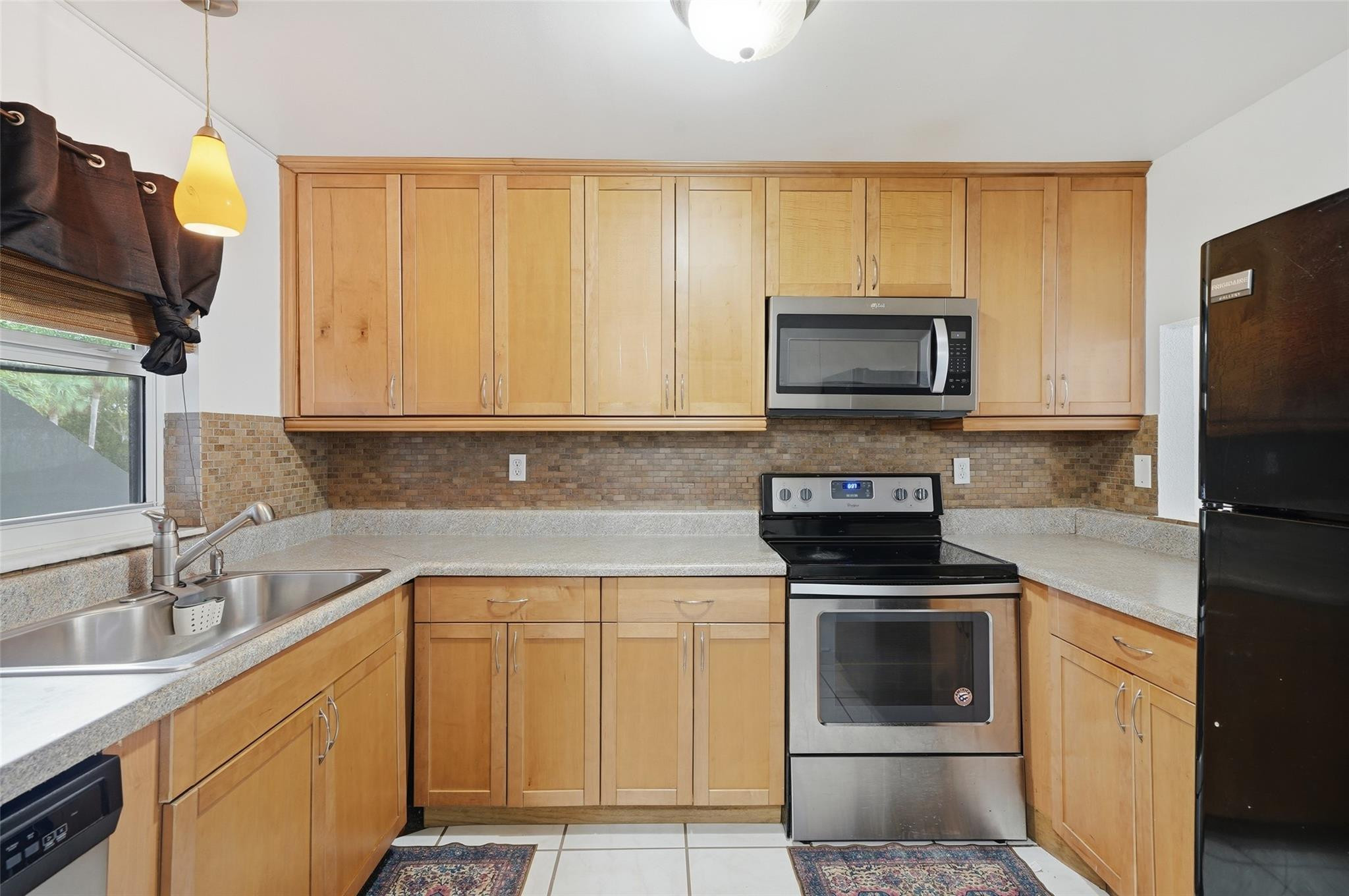 9451 Evergreen Place 203