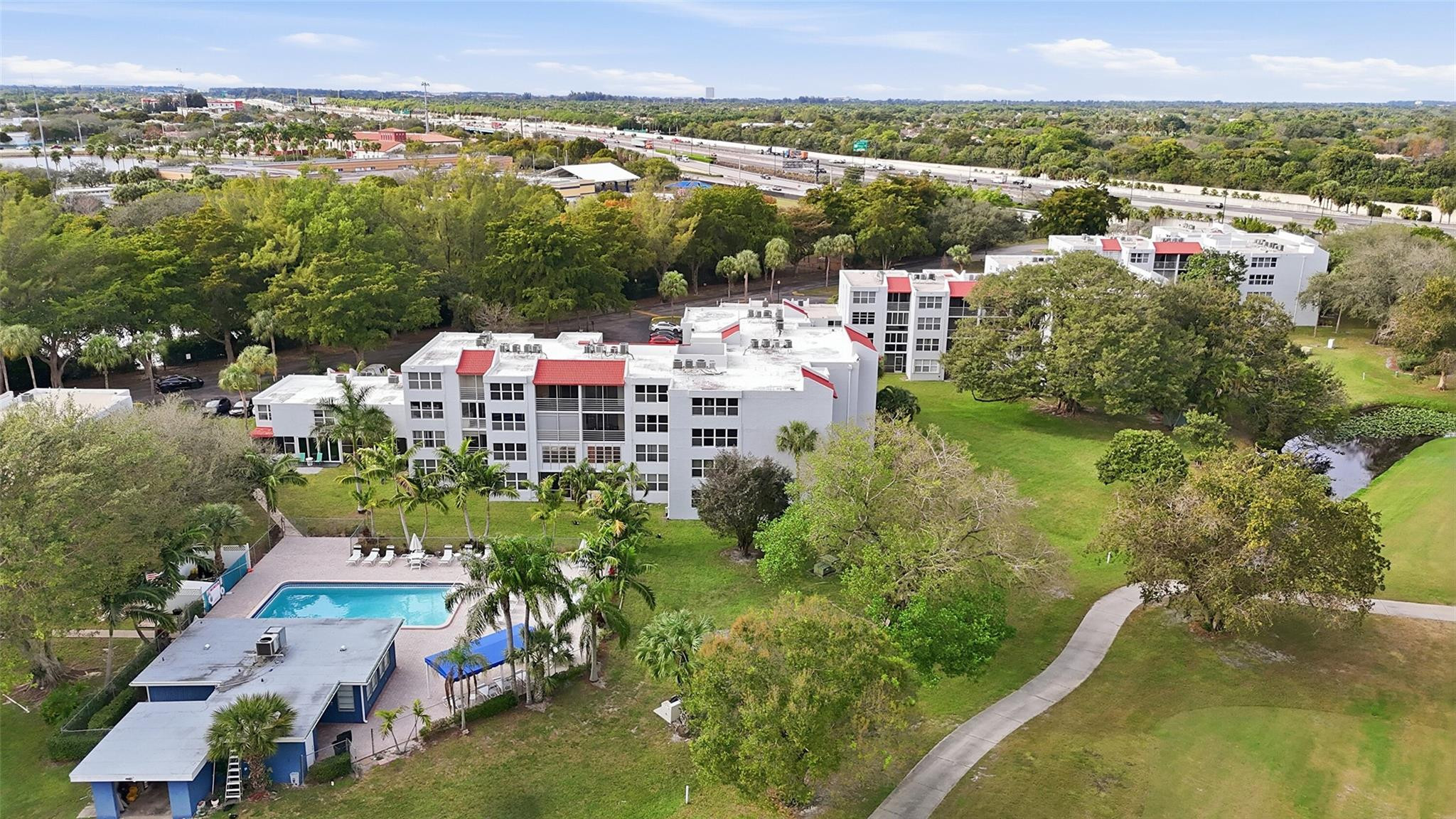 PINE ISLAND RIDGE - Residential