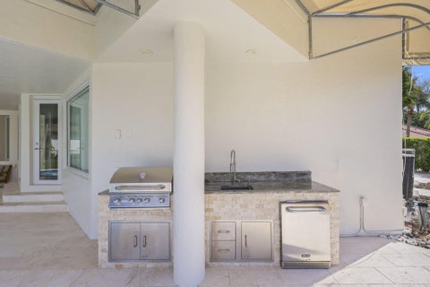 Tiny photo for 757 NW 100TH Terrace, Plantation, FL 33324 (MLS # B26068792)