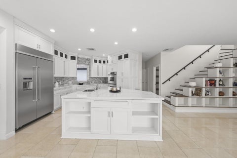 Tiny photo for 757 NW 100TH Terrace, Plantation, FL 33324 (MLS # B26068792)