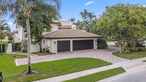 Tiny photo for 757 NW 100TH Terrace, Plantation, FL 33324 (MLS # B26068792)