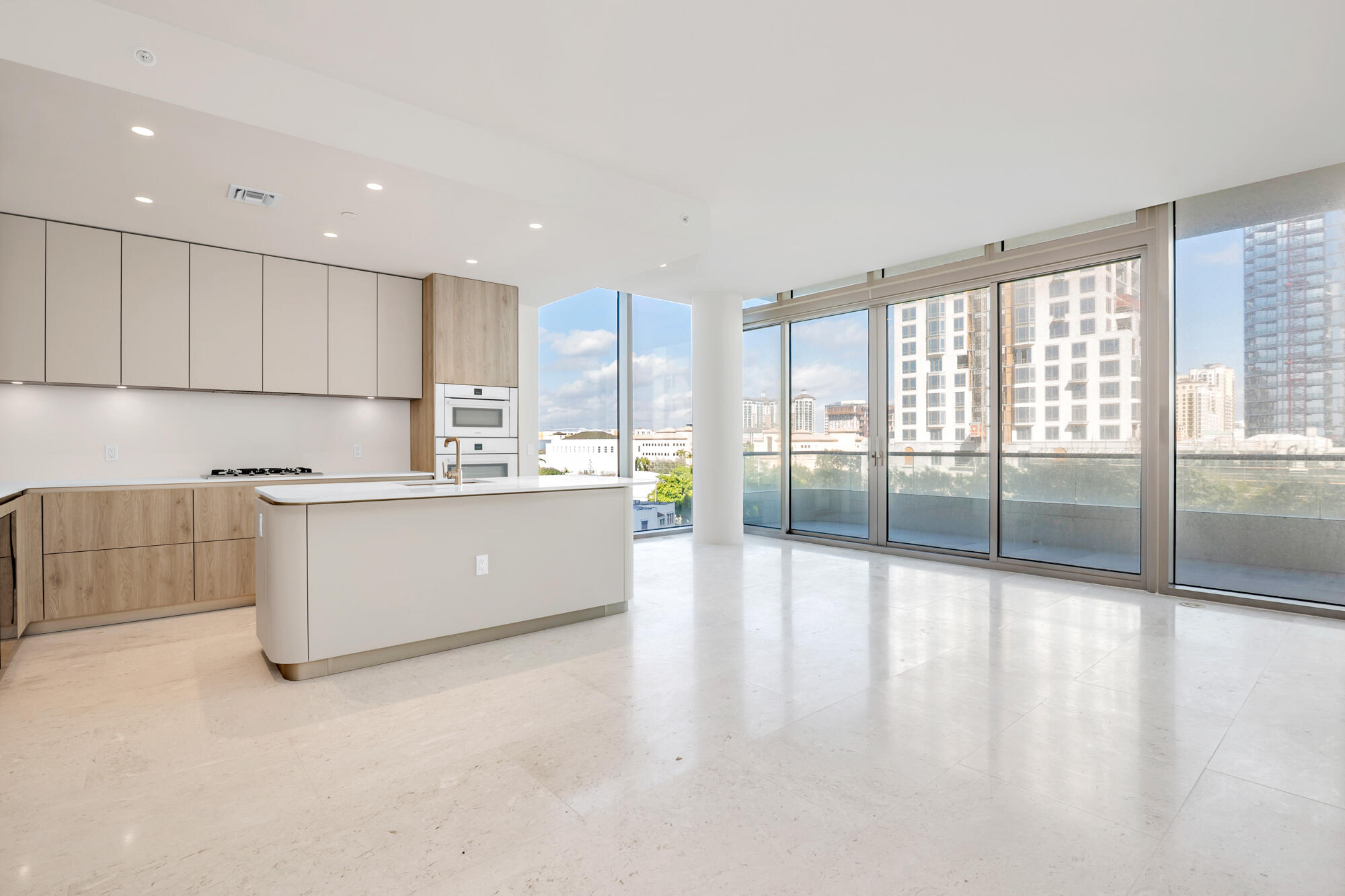 200 Arkona Court 501