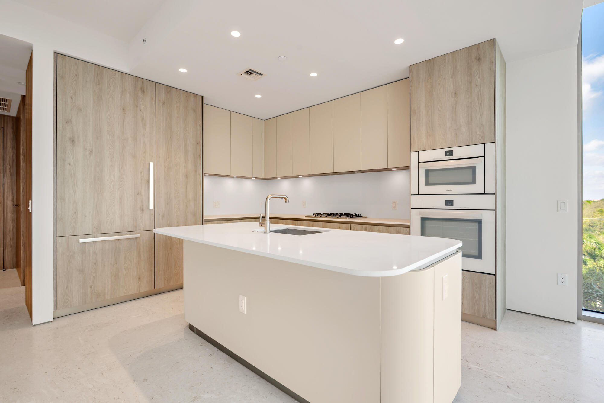 200 Arkona Court 501