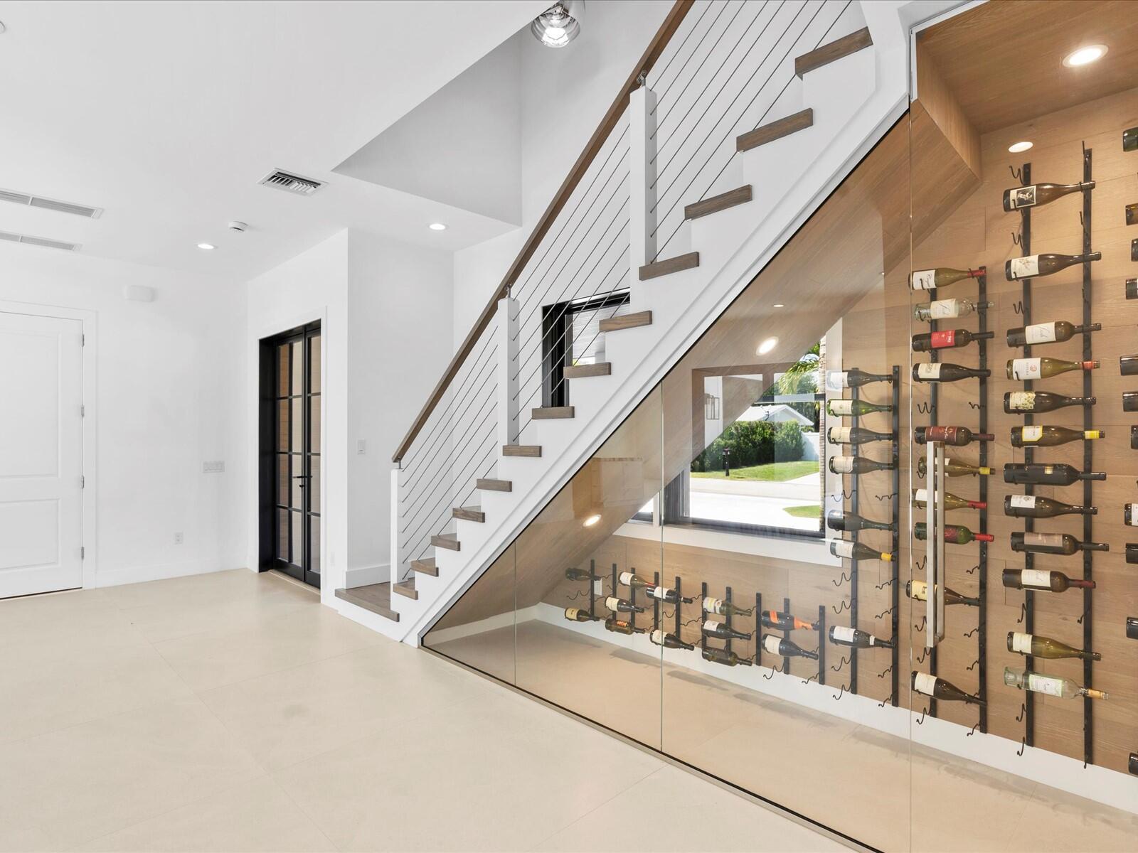 COUNTRY CLUB POINT - Residential