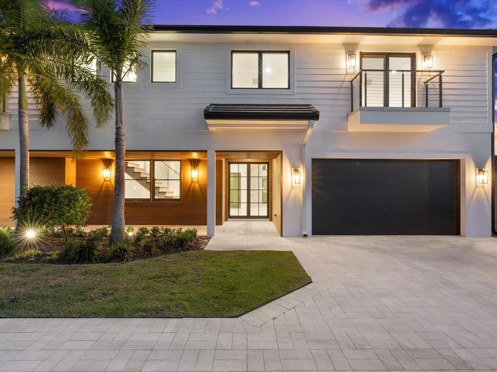 COUNTRY CLUB POINT - Residential