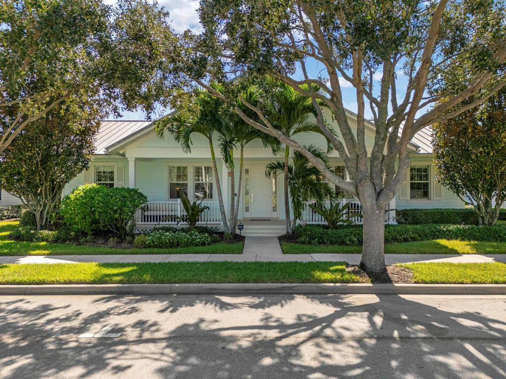 Photo of 3446 W Mallory Boulevard, Jupiter, FL 33458 (MLS # R11115776)