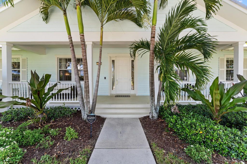 Photo of 3446 W Mallory Boulevard, Jupiter, FL 33458 (MLS # R11115776)