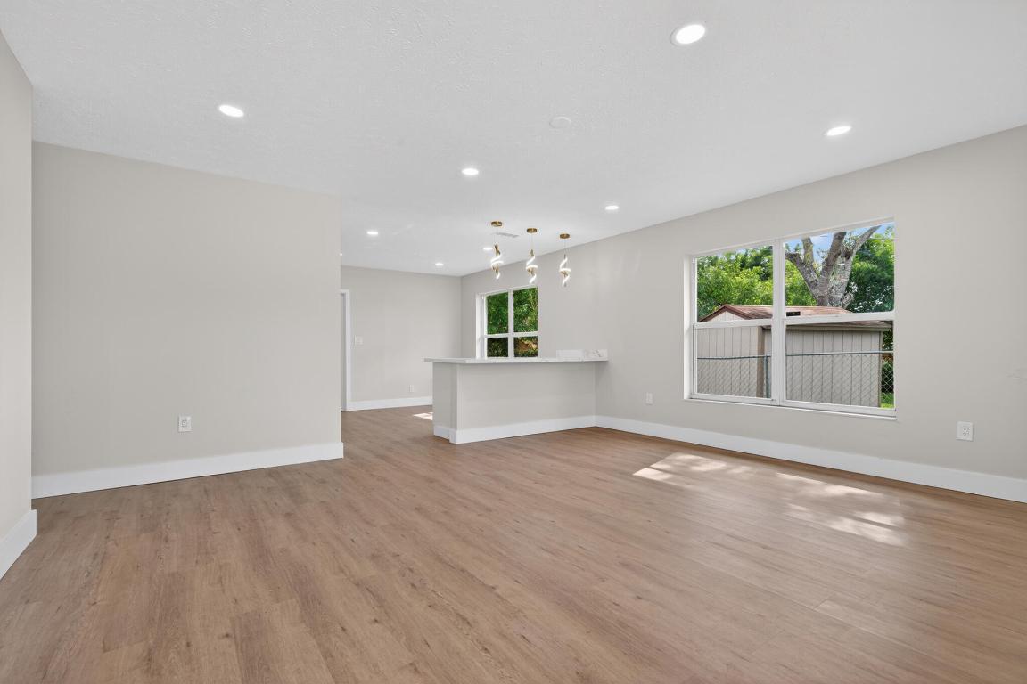 HOUSTON SUB - Residential