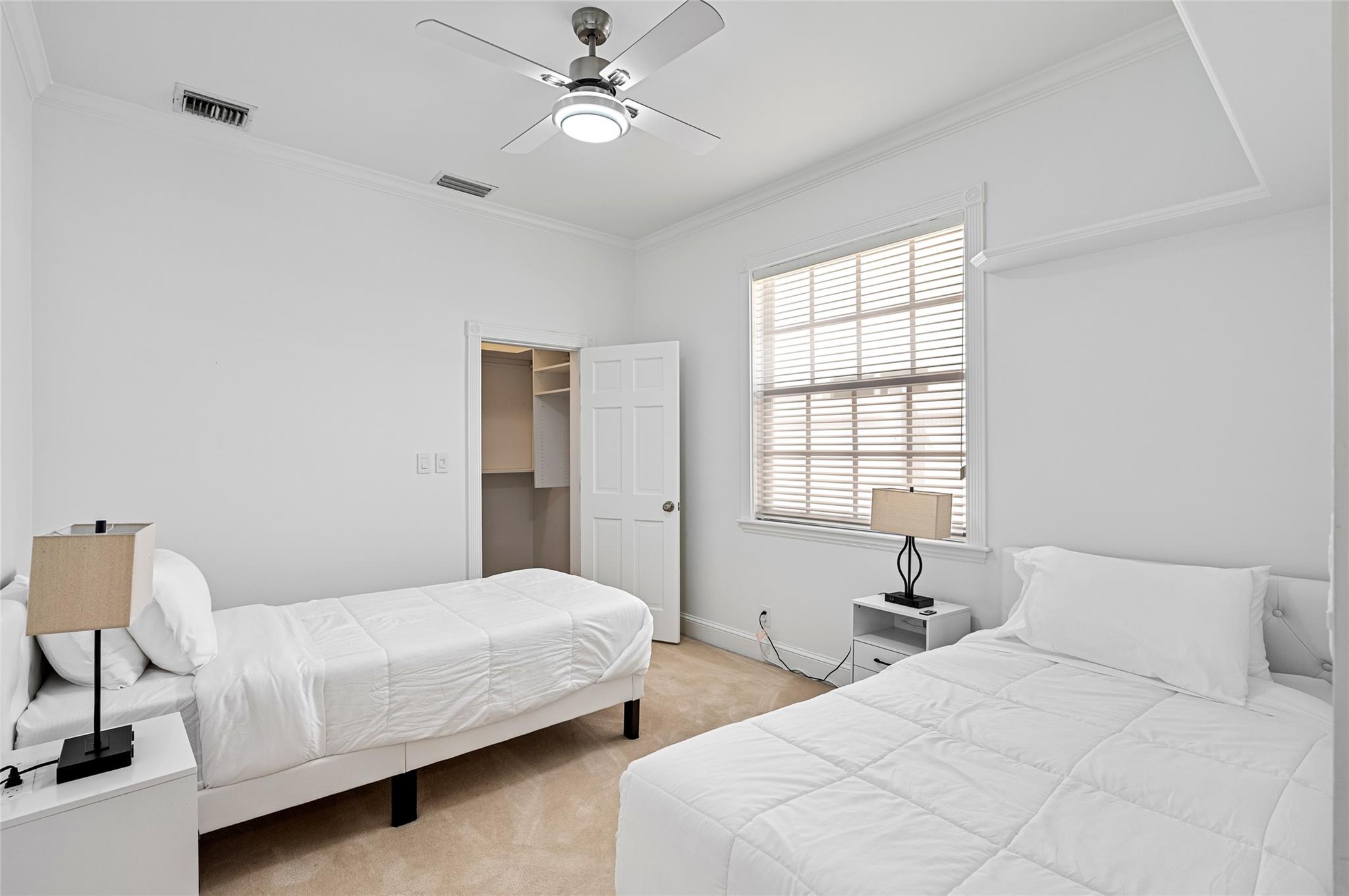 VENICE RESUB OF BLKS 5 & - Residential