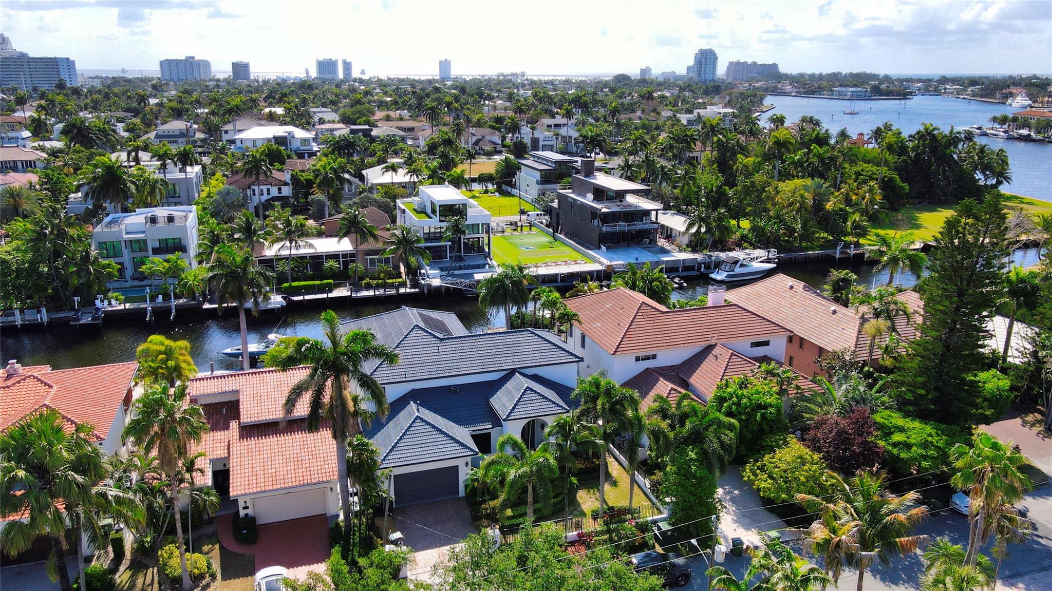 VENICE RESUB OF BLKS 5 & - Residential