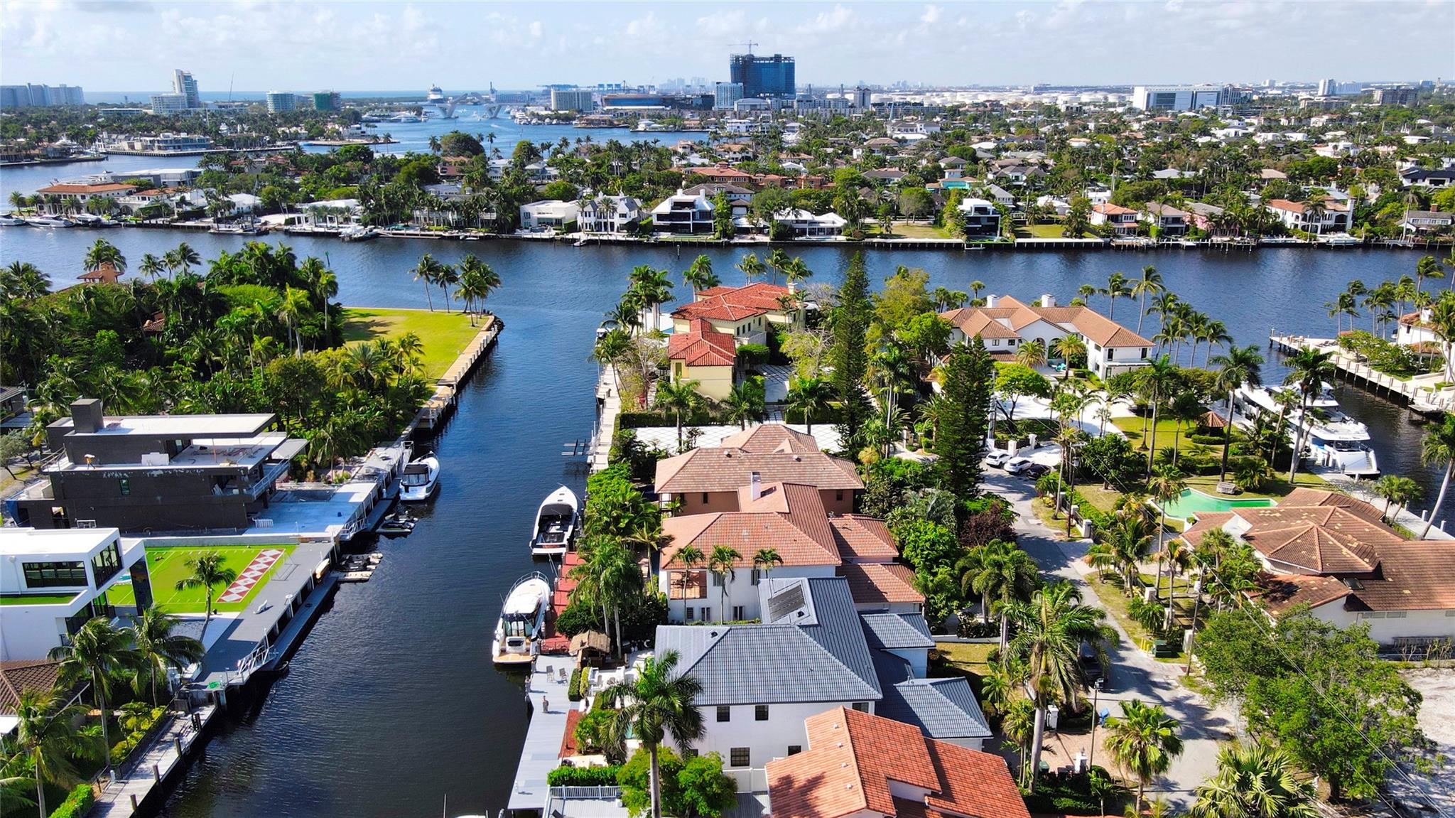 VENICE RESUB OF BLKS 5 & - Residential