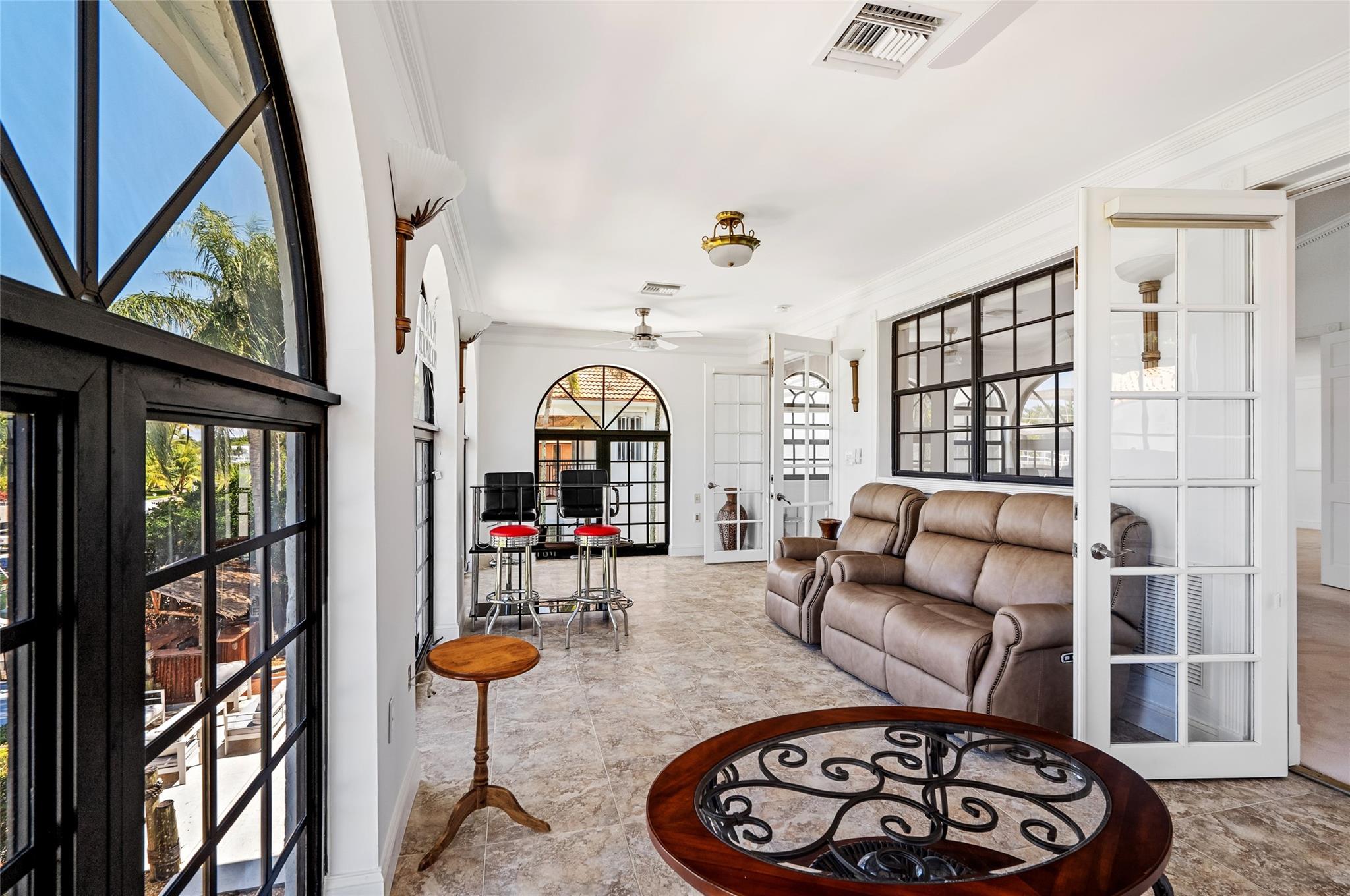 VENICE RESUB OF BLKS 5 & - Residential