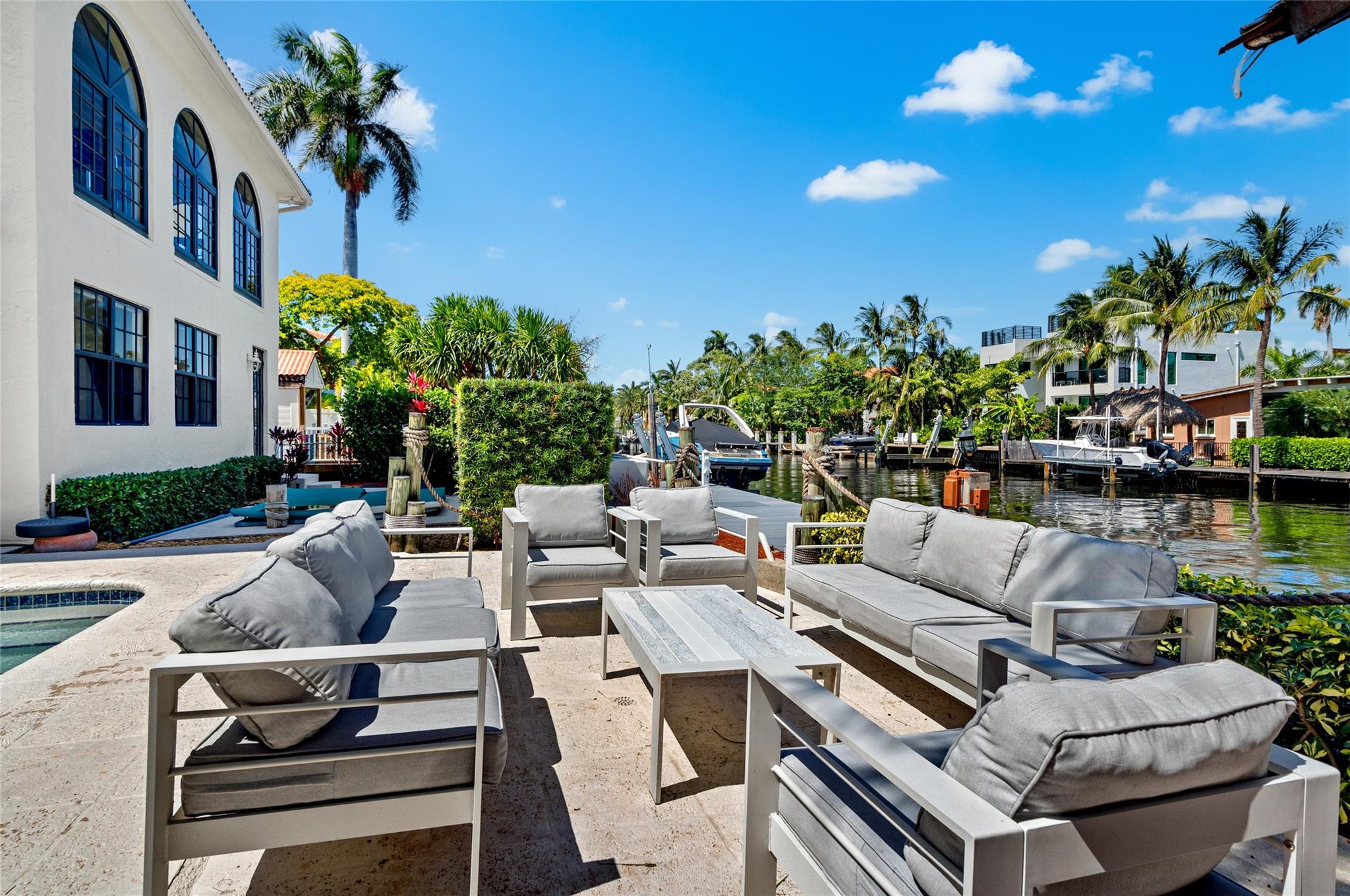 VENICE RESUB OF BLKS 5 & - Residential