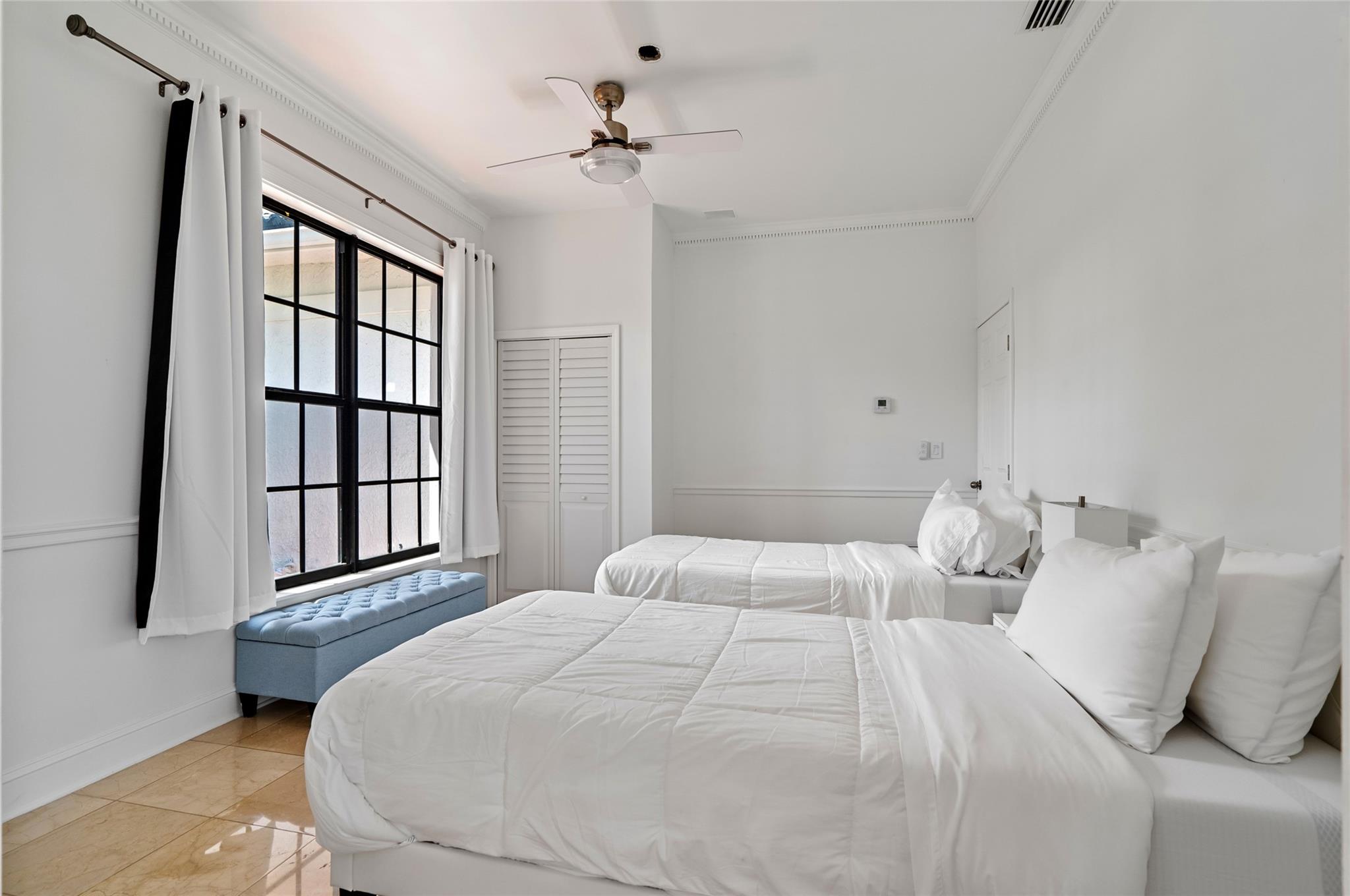 VENICE RESUB OF BLKS 5 & - Residential