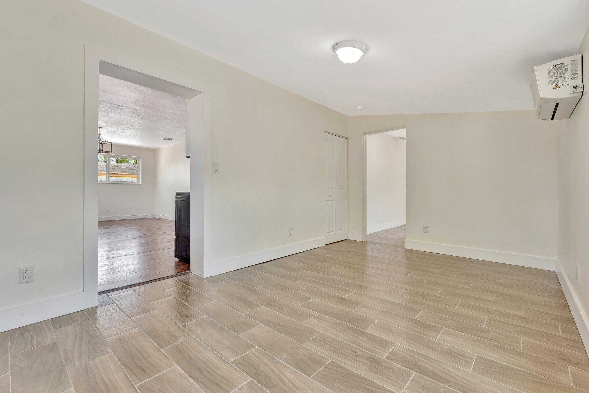 6114 SW 2nd Street, Margate, FL, 33068/$445,000 4 6114 SW 2nd Street