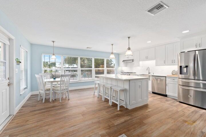 SEAGATE HARBOR - Residential Lease