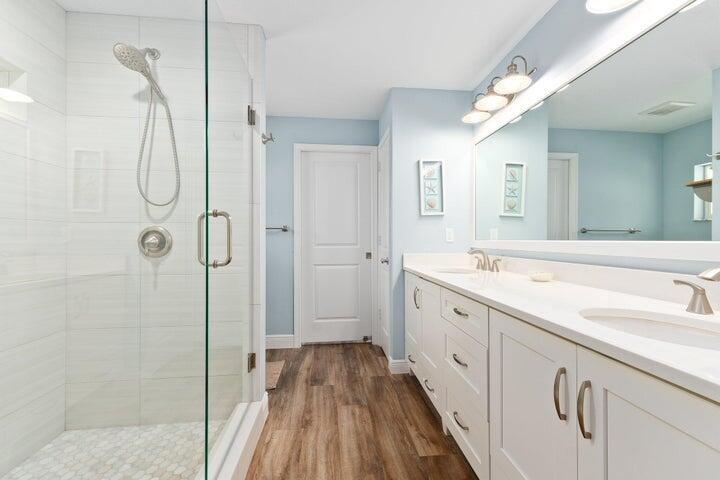 SEAGATE HARBOR - Residential Lease