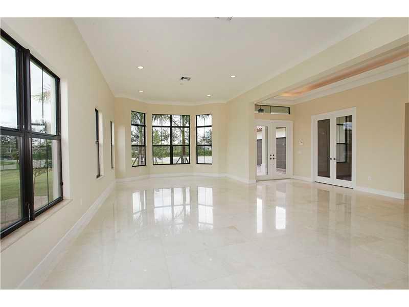 PARAGON ESTATES - Residential