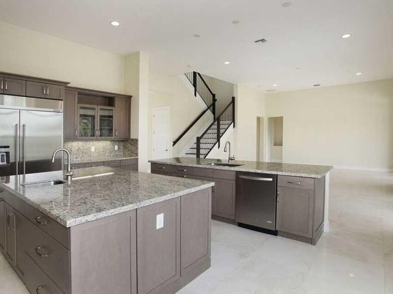 PARAGON ESTATES - Residential