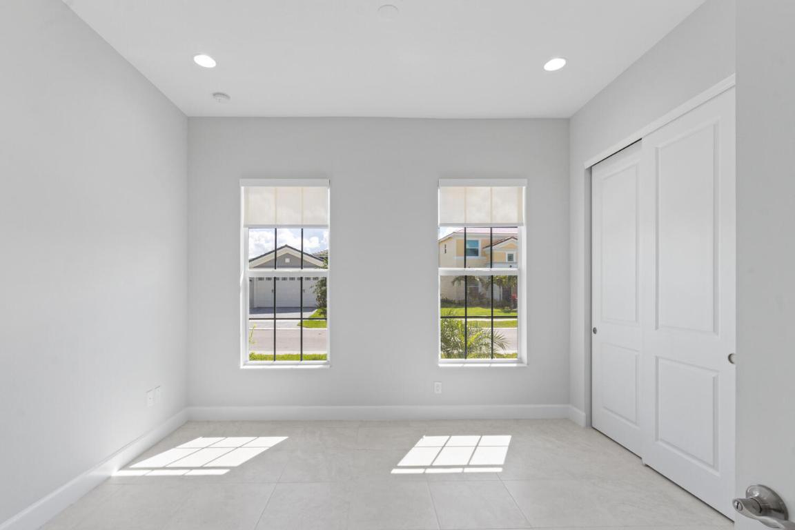 ORCHARDS OF WESTLAKE PHASE 1 - Residential