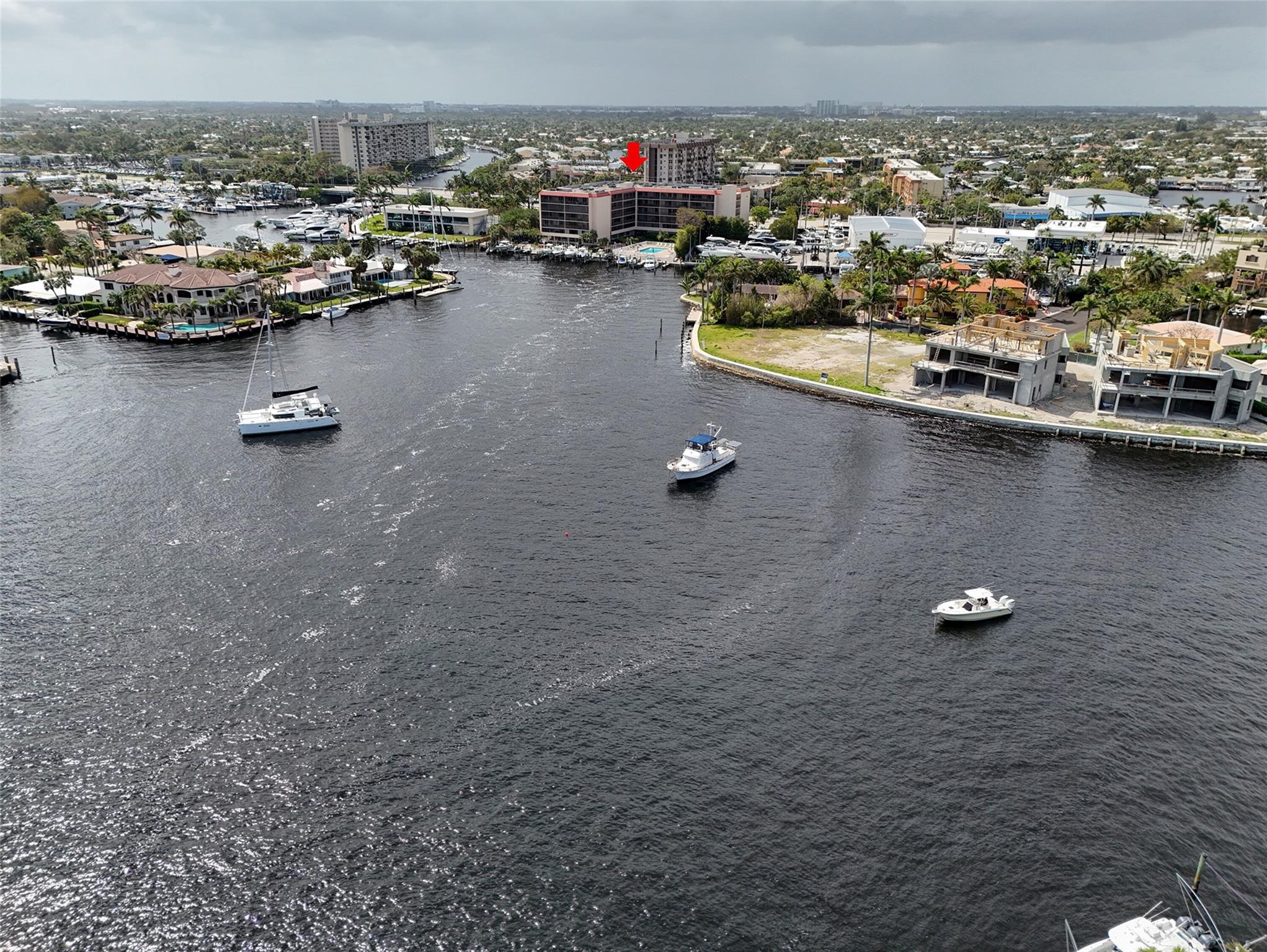 BAY YACHT CLUB - Residential