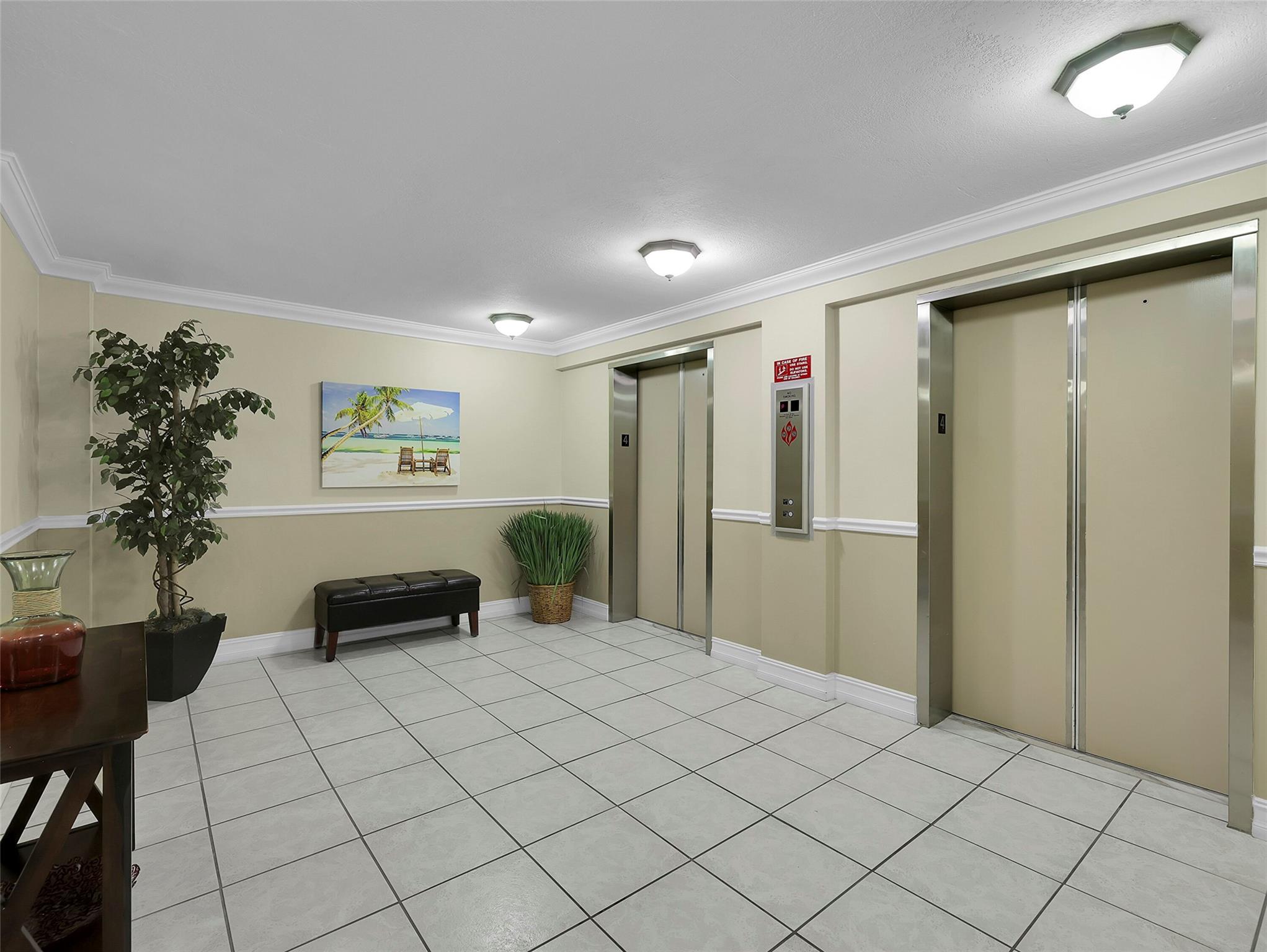 BAY YACHT CLUB - Residential