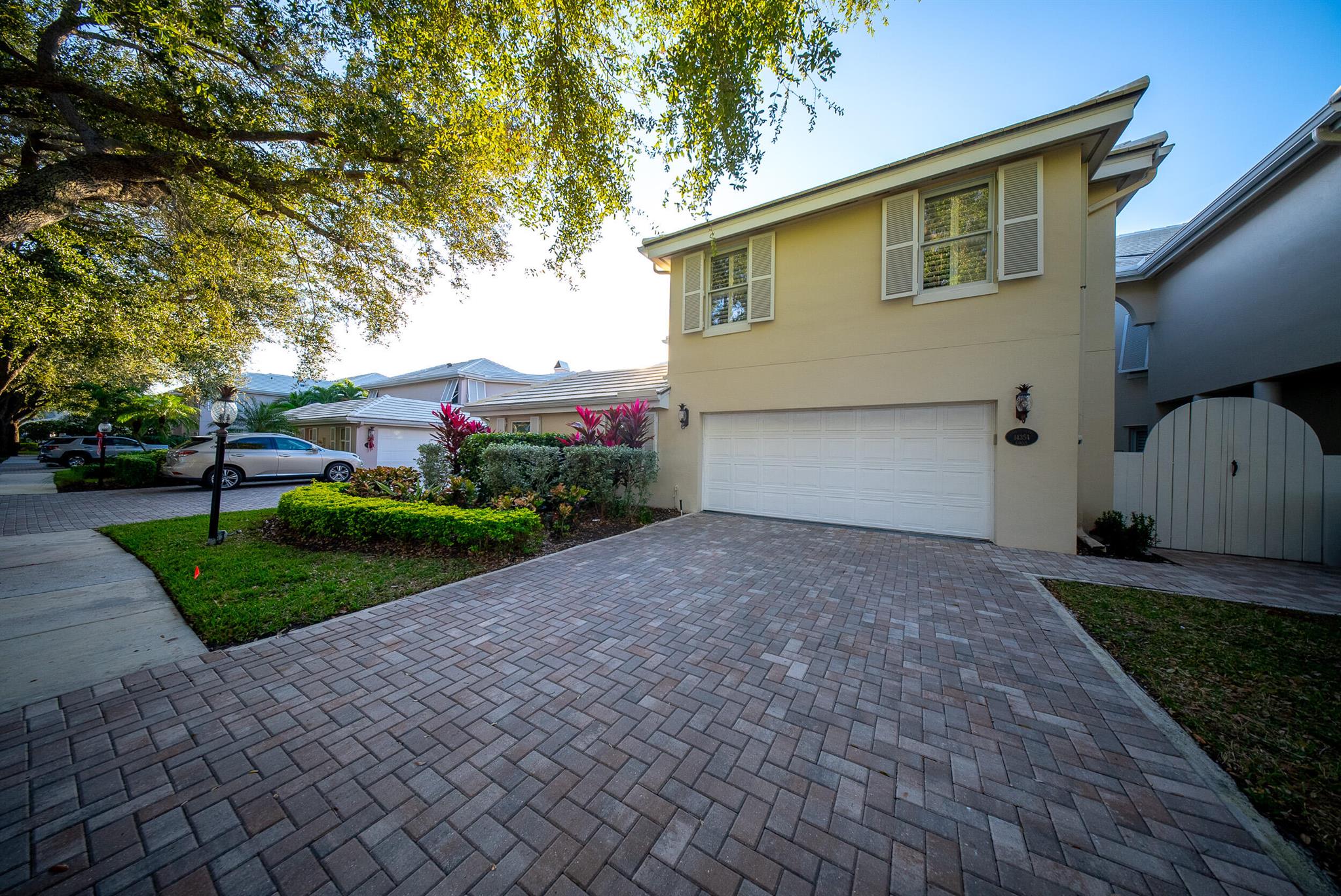 CYPRESS ISLAND - Residential Lease