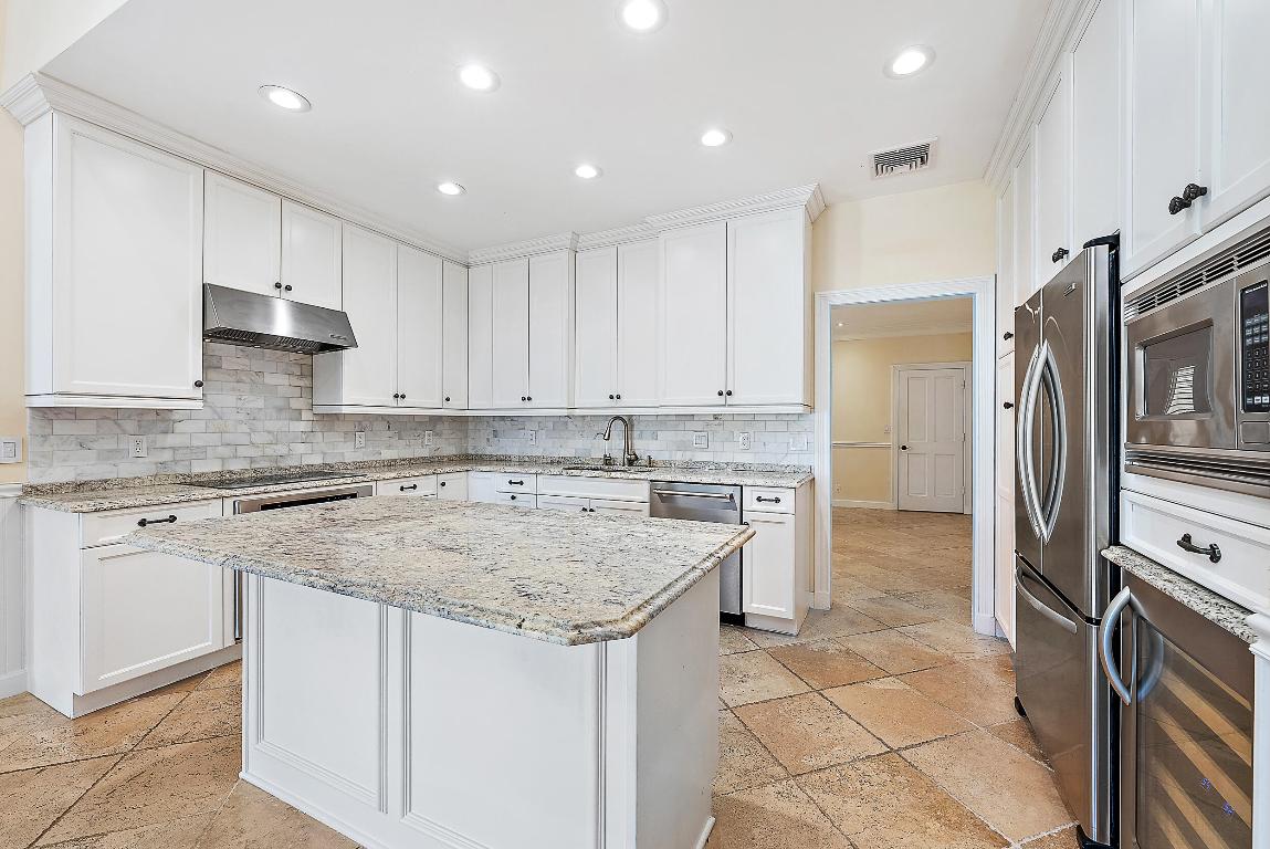 CYPRESS ISLAND - Residential Lease