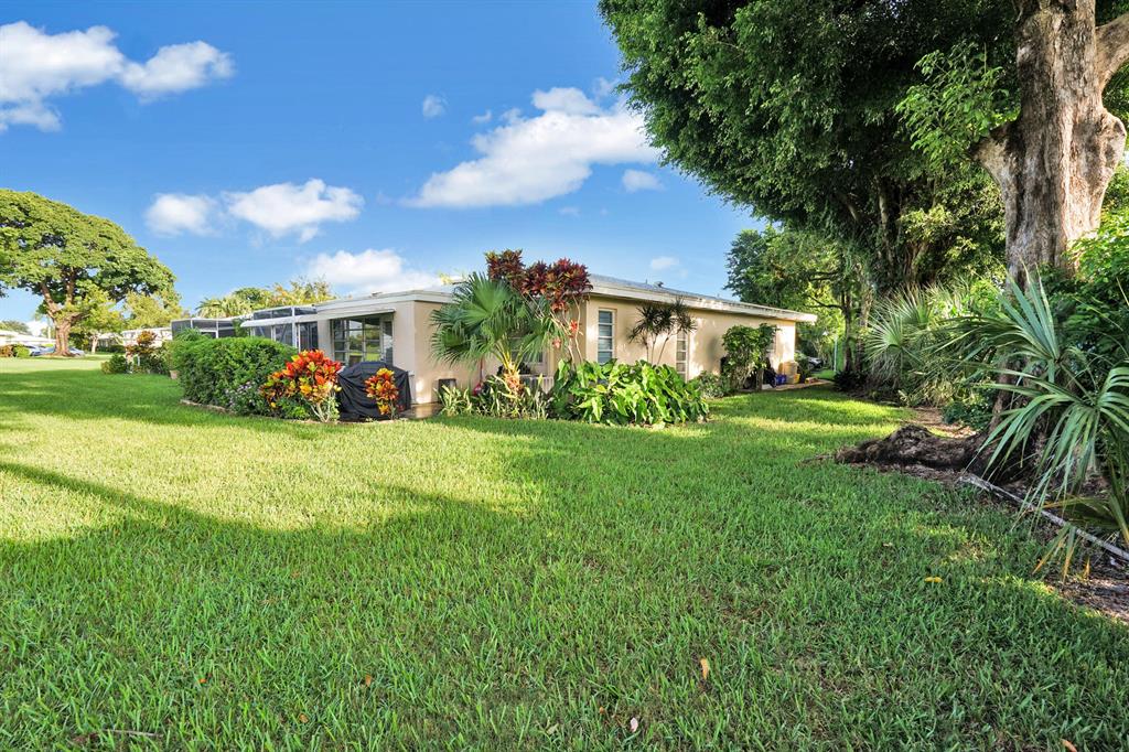 BOCA LAKES CONDO - Residential