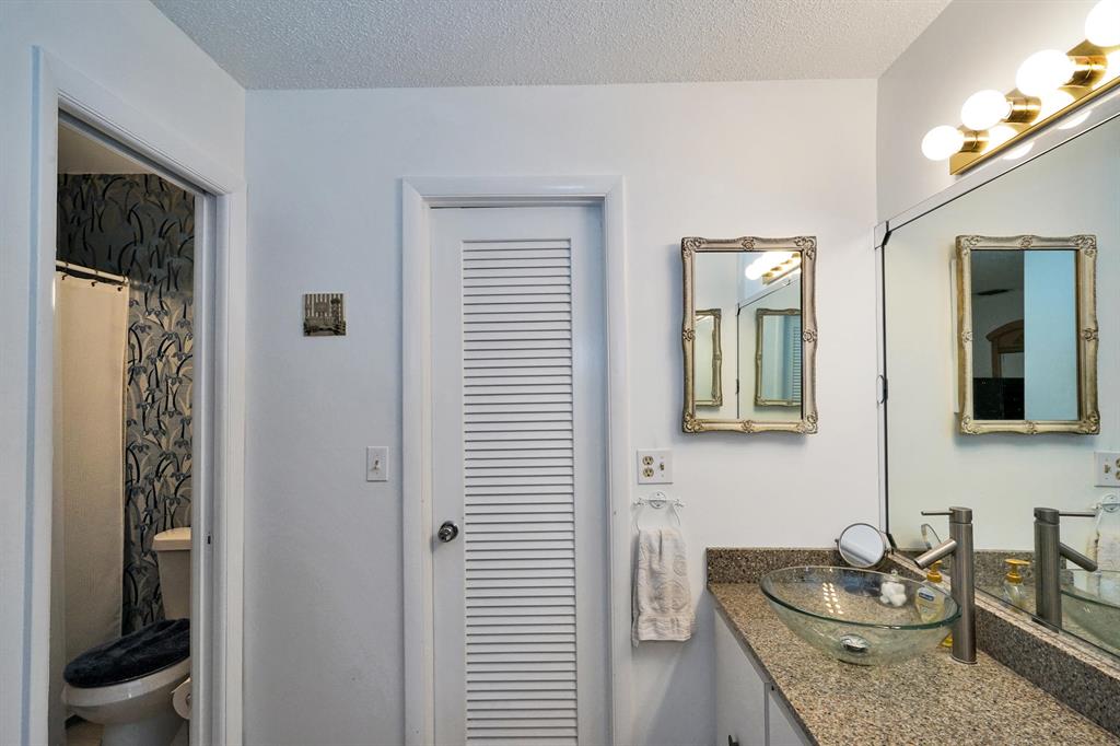 BOCA LAKES CONDO - Residential