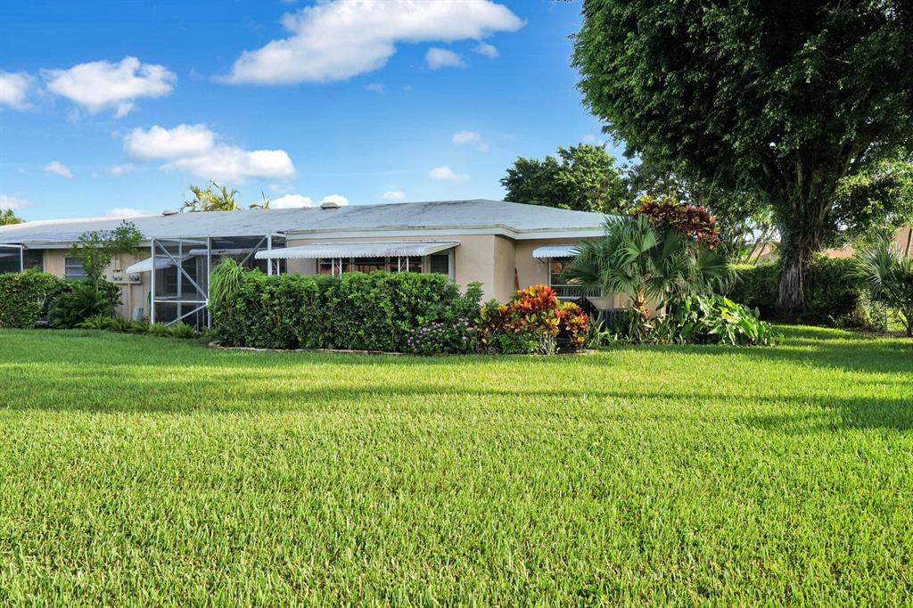 BOCA LAKES CONDO - Residential